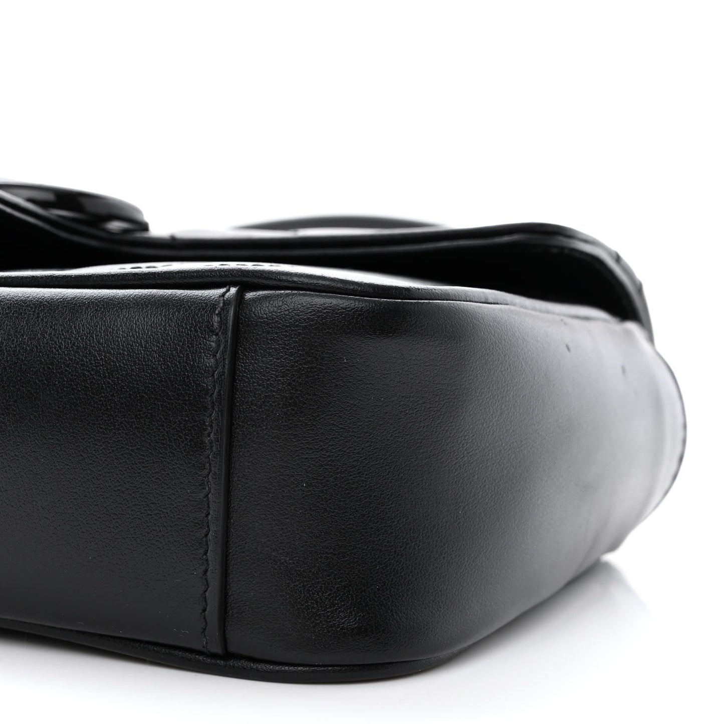 Calfskin Matelasse Monochrome Mini GG Marmont Shoulder Bag Black