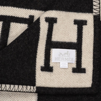 Hermes Wool Cashmere Signature Avalon Blanket Dark Grey Ecru 4 of 4