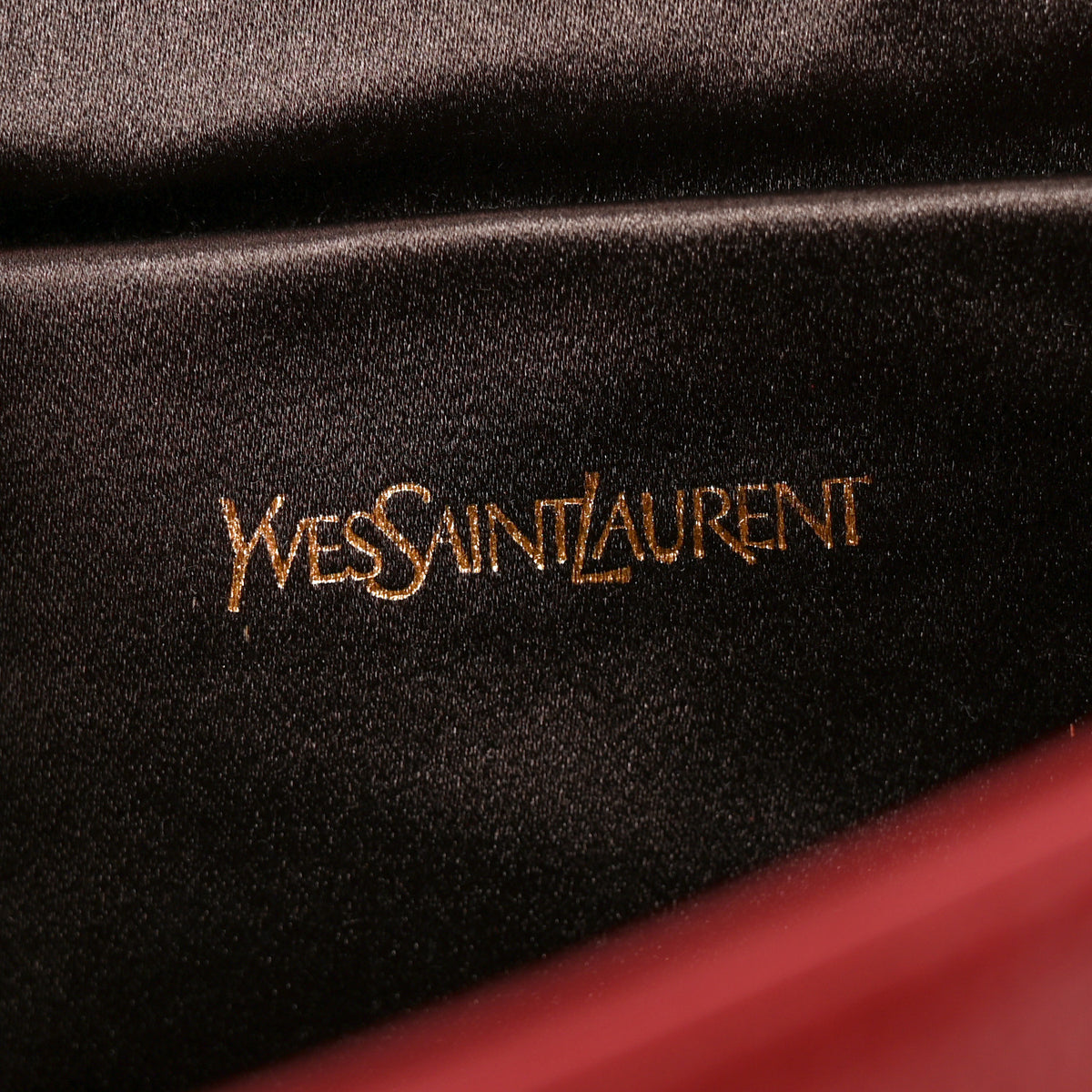 Saint Laurent Textured Patent Monogram Large Belle De Jour Clutch Red 6 of 9