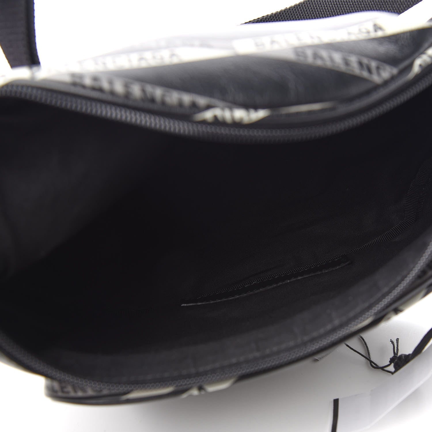 Balenciaga Smooth Calfskin Losange Monogram Explorer Belt Bag Black Grey 4 of 9