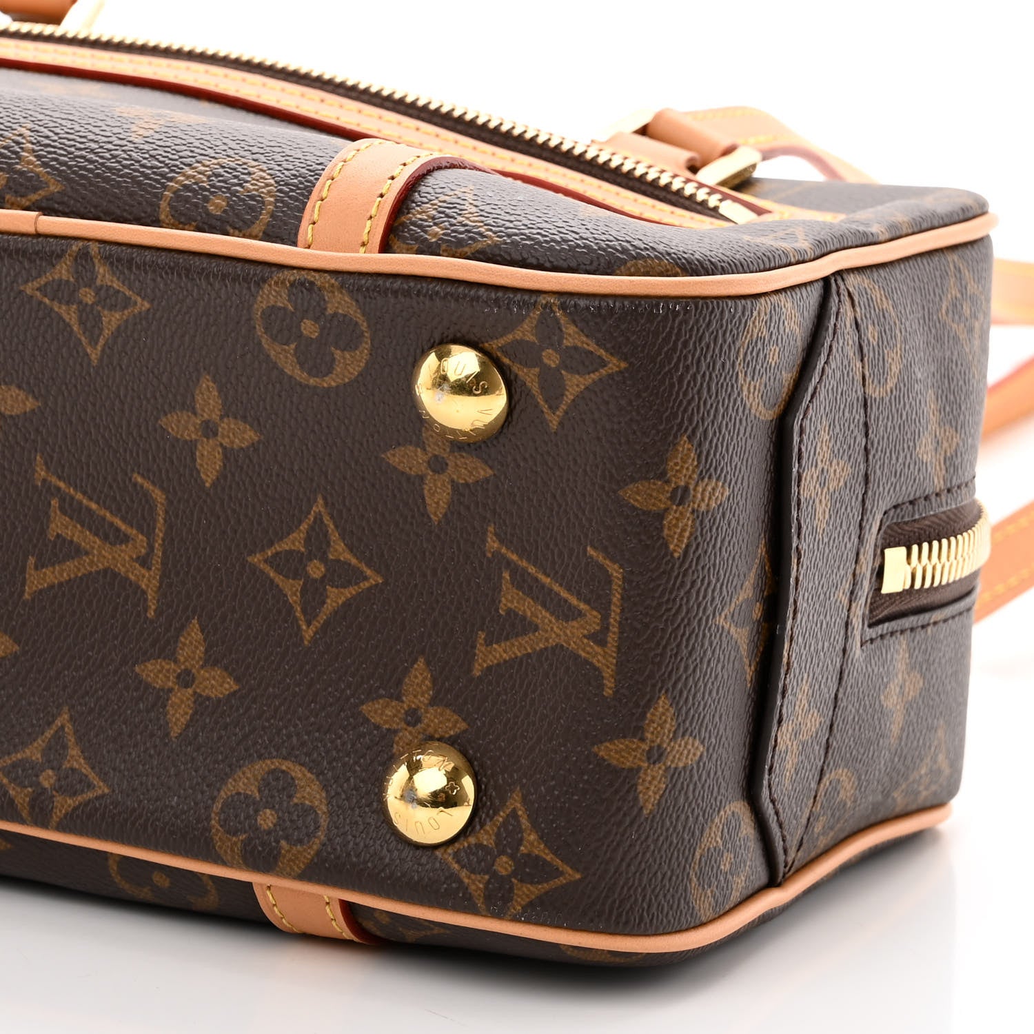 Louis Vuitton Monogram Cite 9 of 9