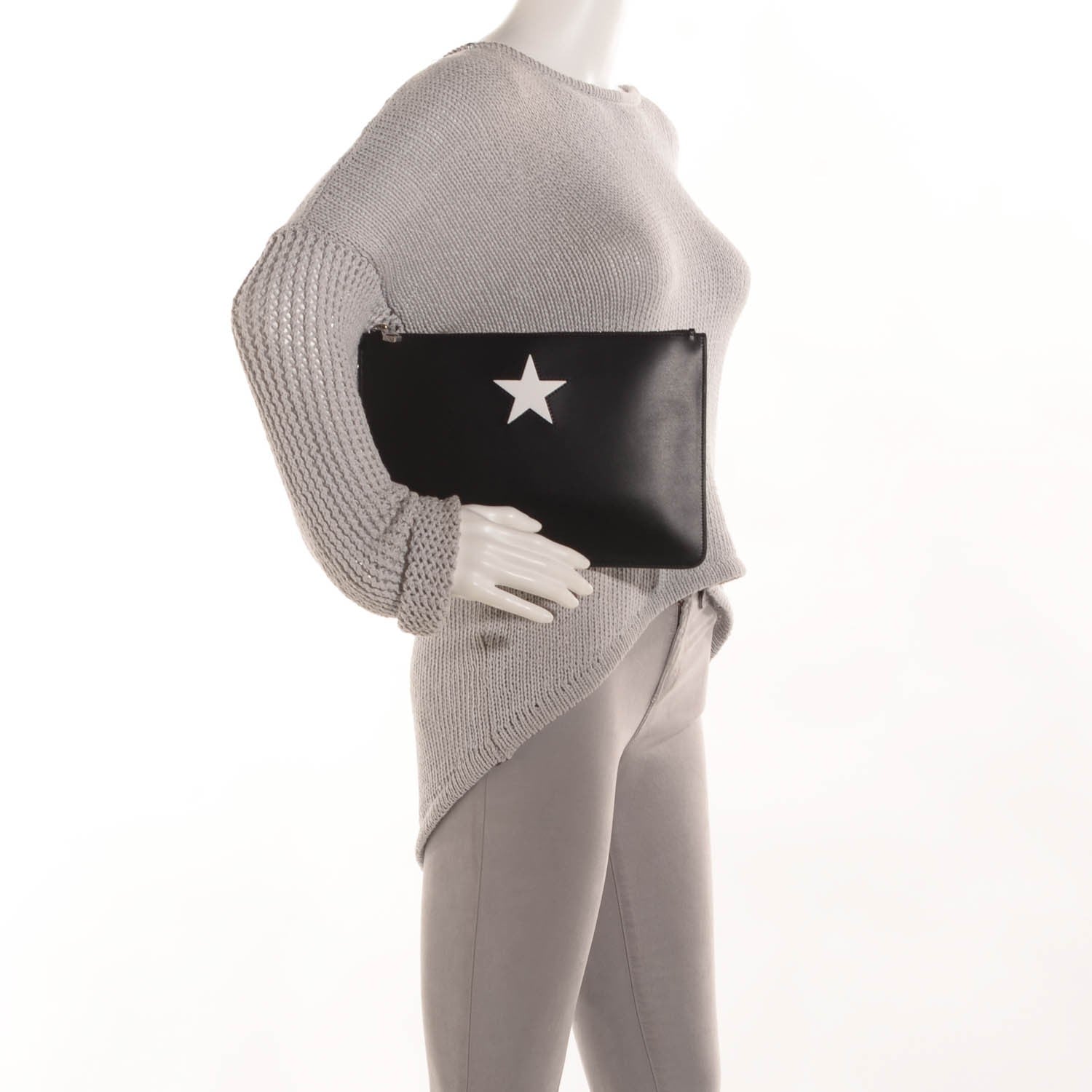 Givenchy Smooth Calfskin Star Small Zip Pouch Black 5 of 12