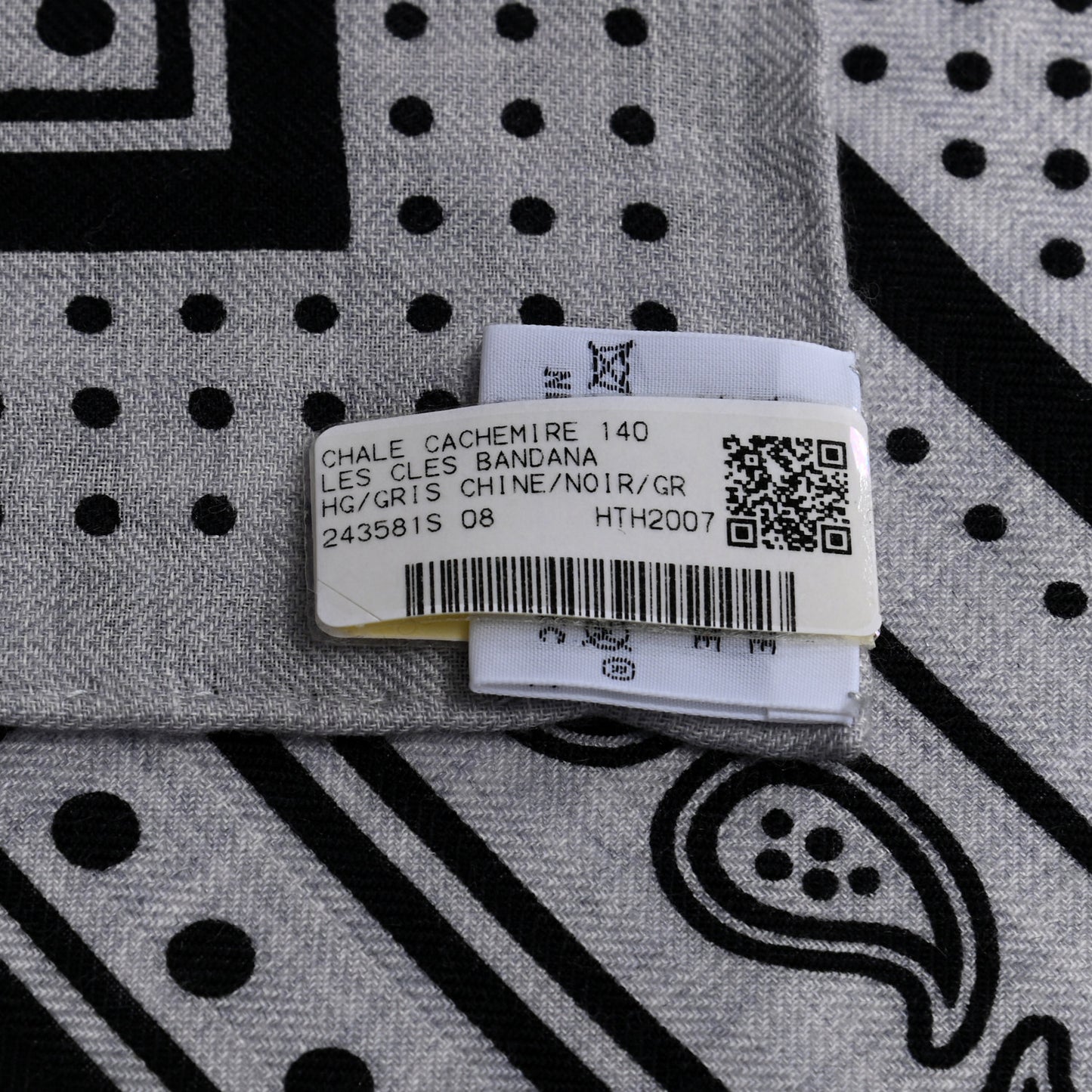 Cashmere Silk Les Cles Bandana Shawl 140 Gris Chine Black