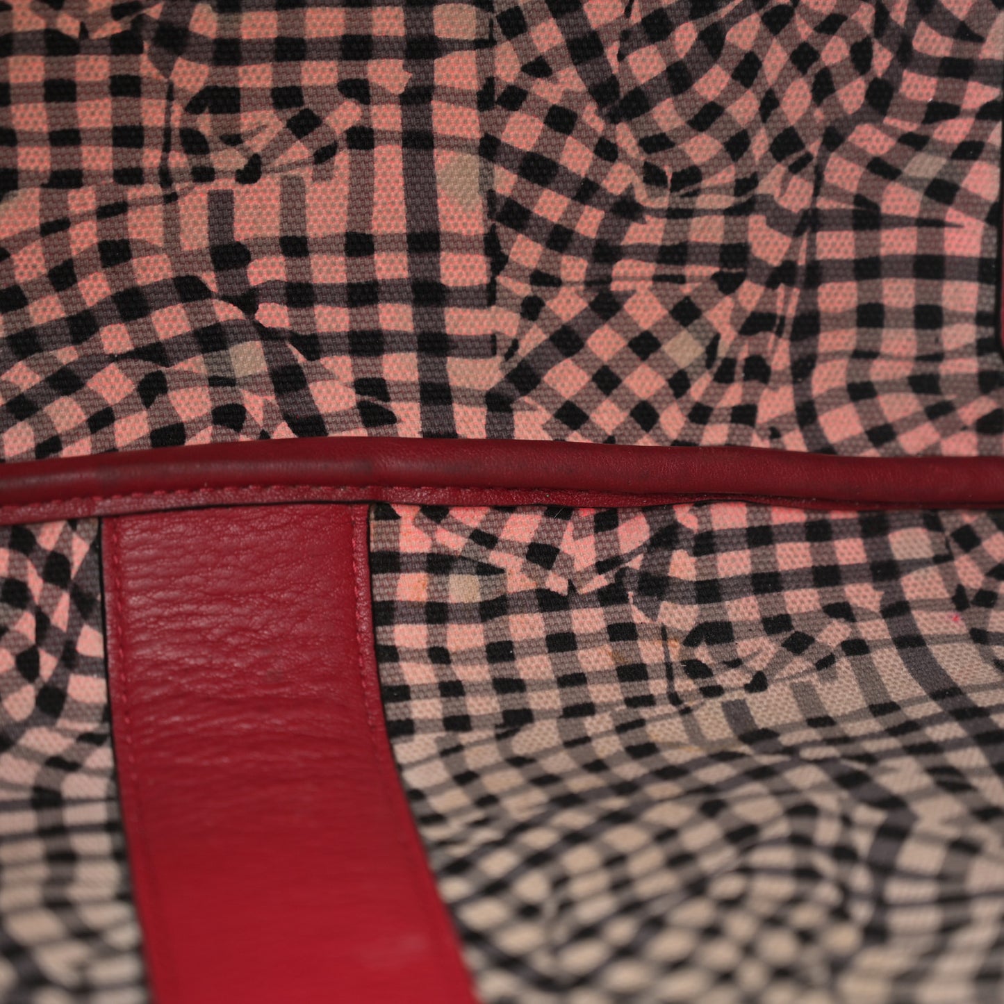 Visetos Medium Liz Reversible Shopper Tote Ruby Red