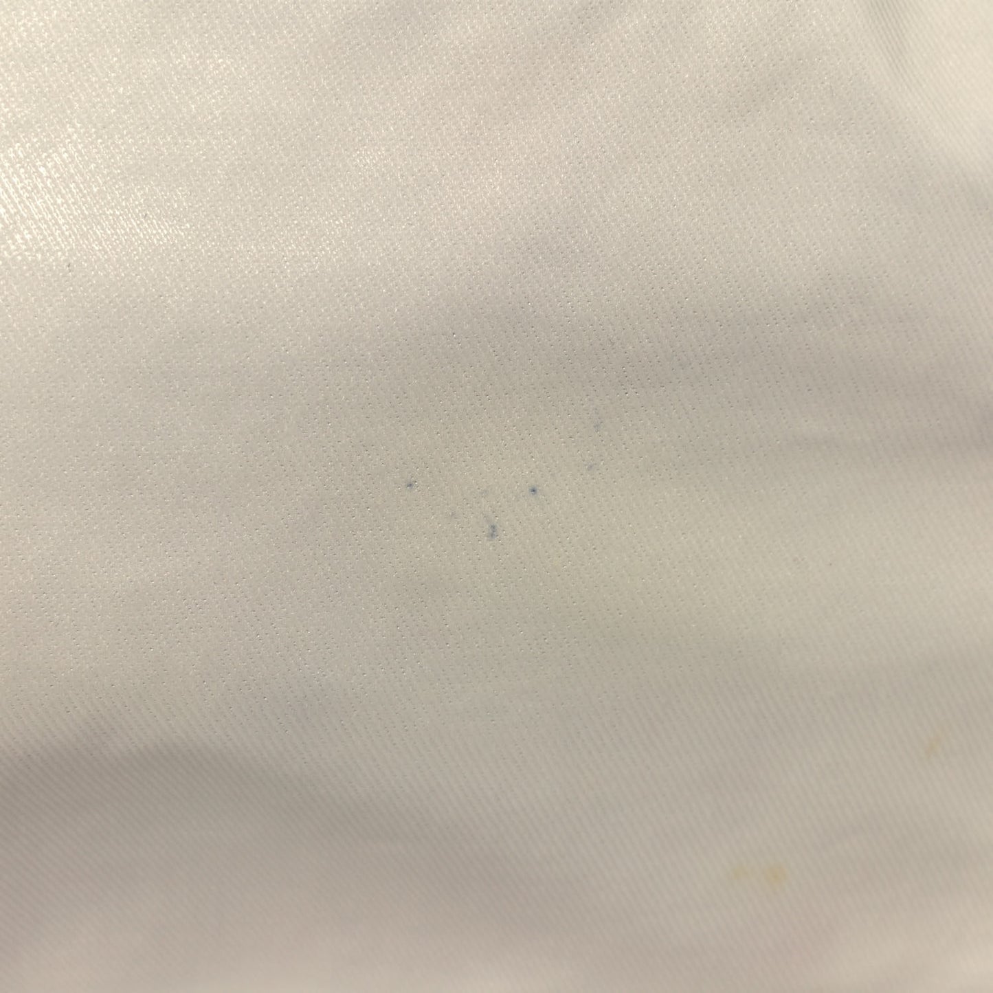 Dialux Medium Britt Shoulder Bag Off White