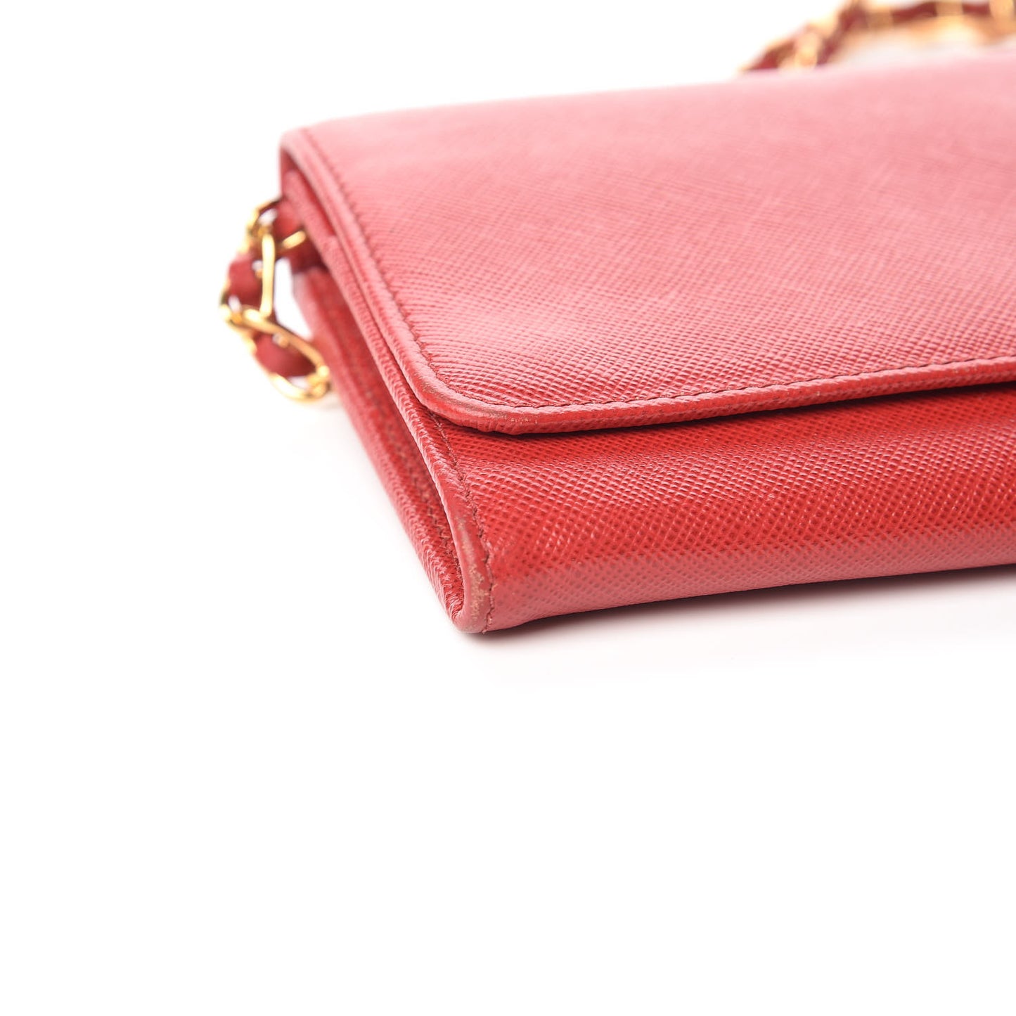 Saffiano Metal Oro Chain Wallet Fuoco