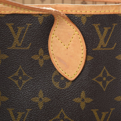 Louis Vuitton Monogram Neverfull MM 15 of 15