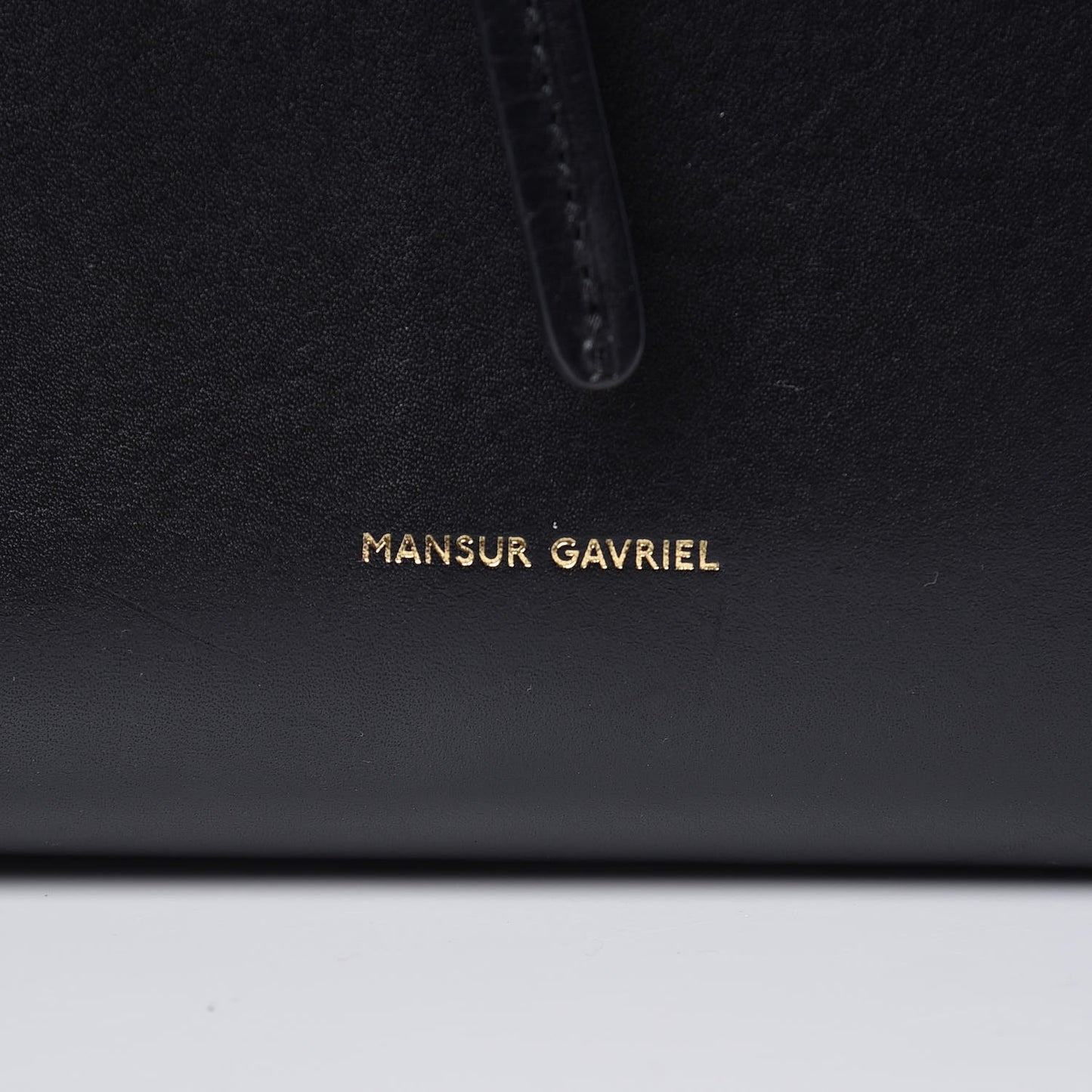 Vegetable Tanned Calfskin Bucket Bag Black Flamma