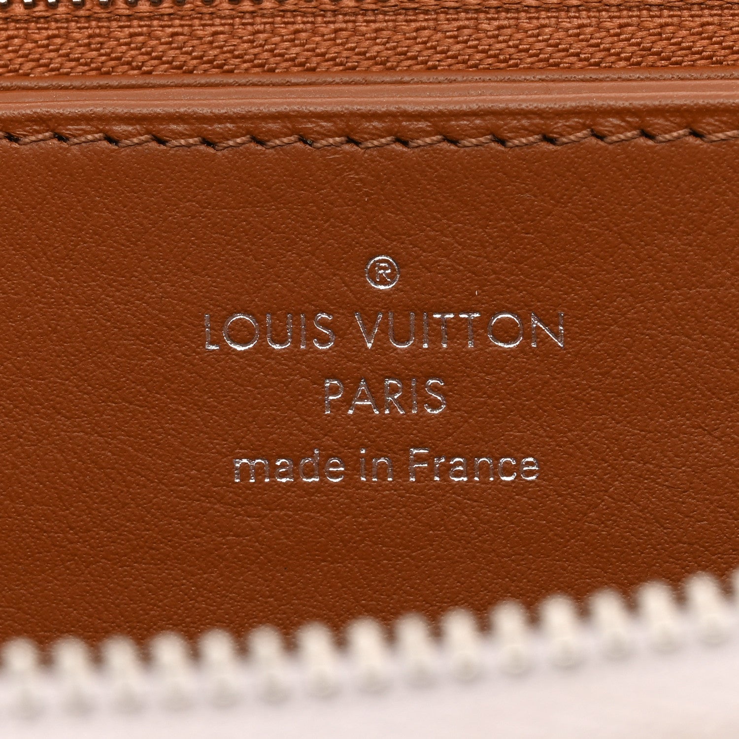 Louis Vuitton Mahina Zippy Wallet Brume 6 of 7
