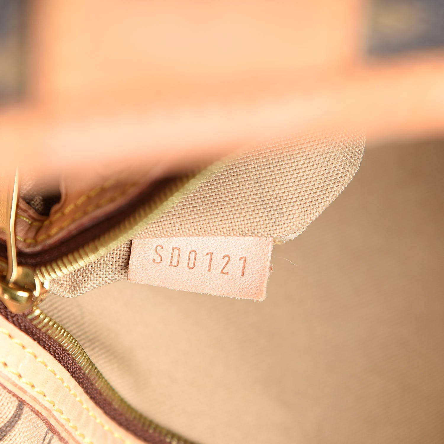 Louis Vuitton Monogram Delightful MM 8 of 14