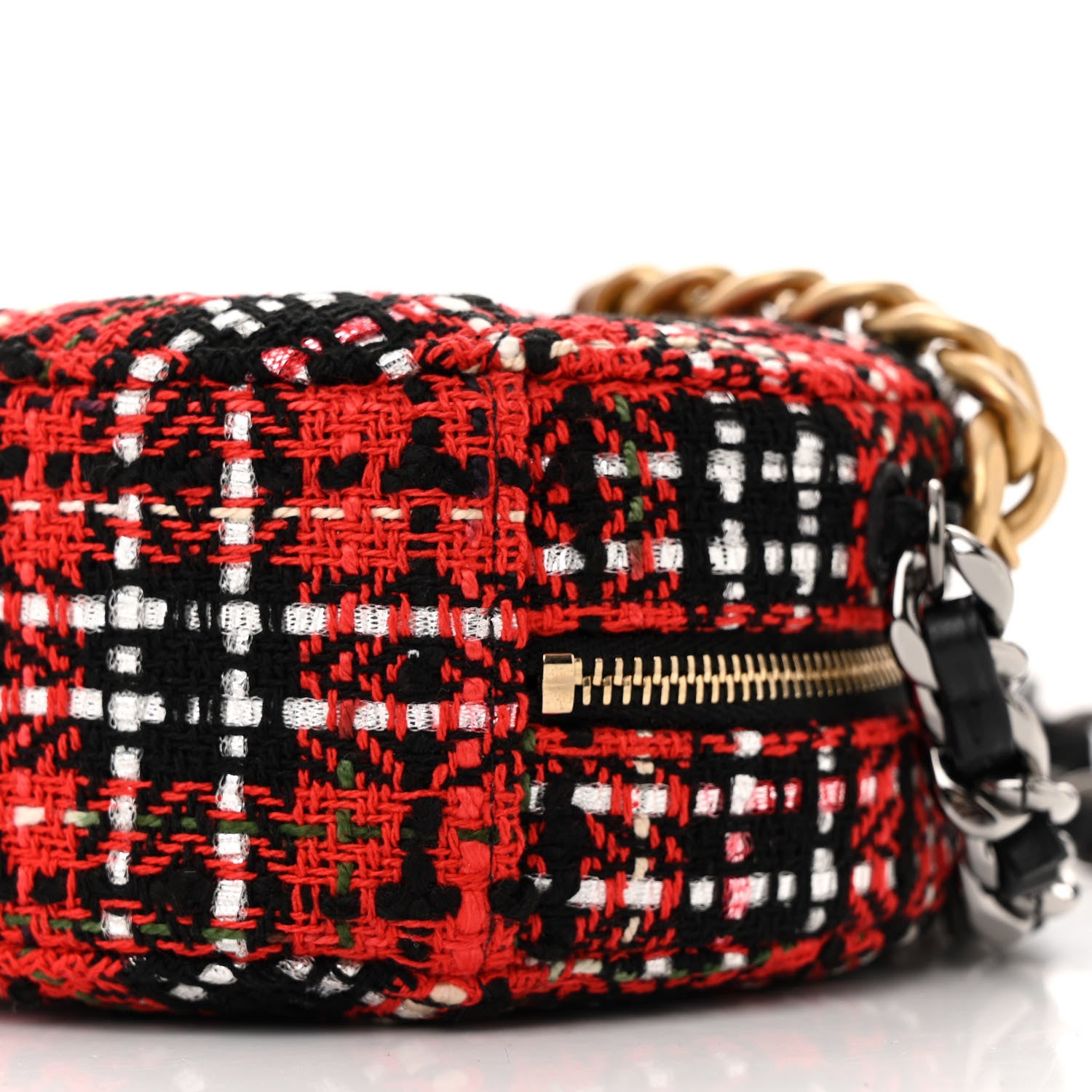 Chanel Tweed Quilted Chanel 19 Round Clutch With Chain  Red Black White Green 10 of 11