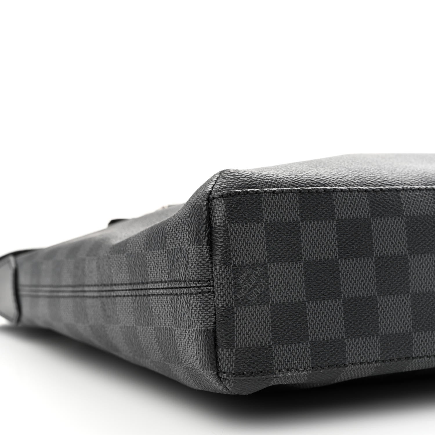 Louis Vuitton Damier Graphite Mick MM 9 of 11