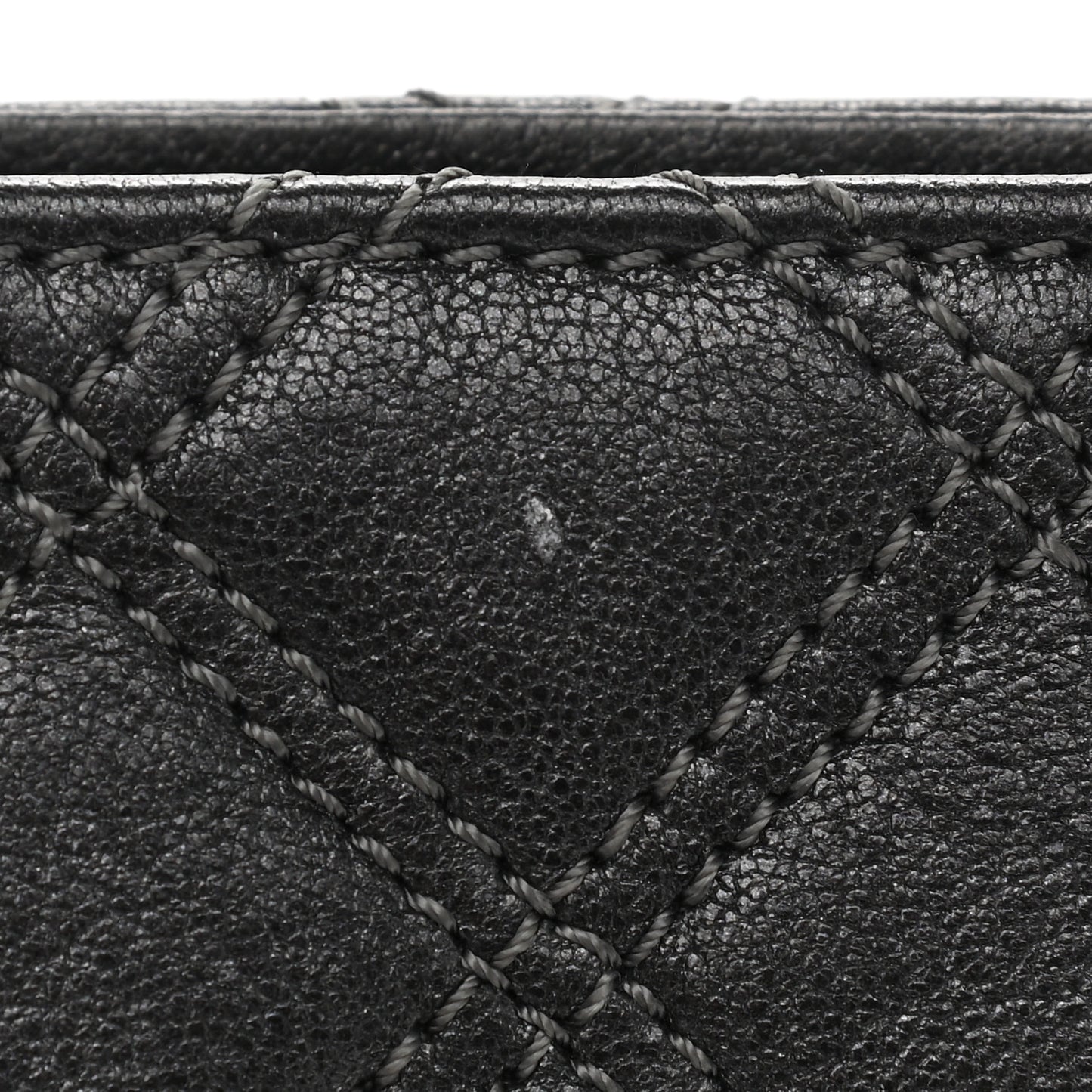 Lacquered Lambskin Baroque The XL Single Flap Pearl Anthracite