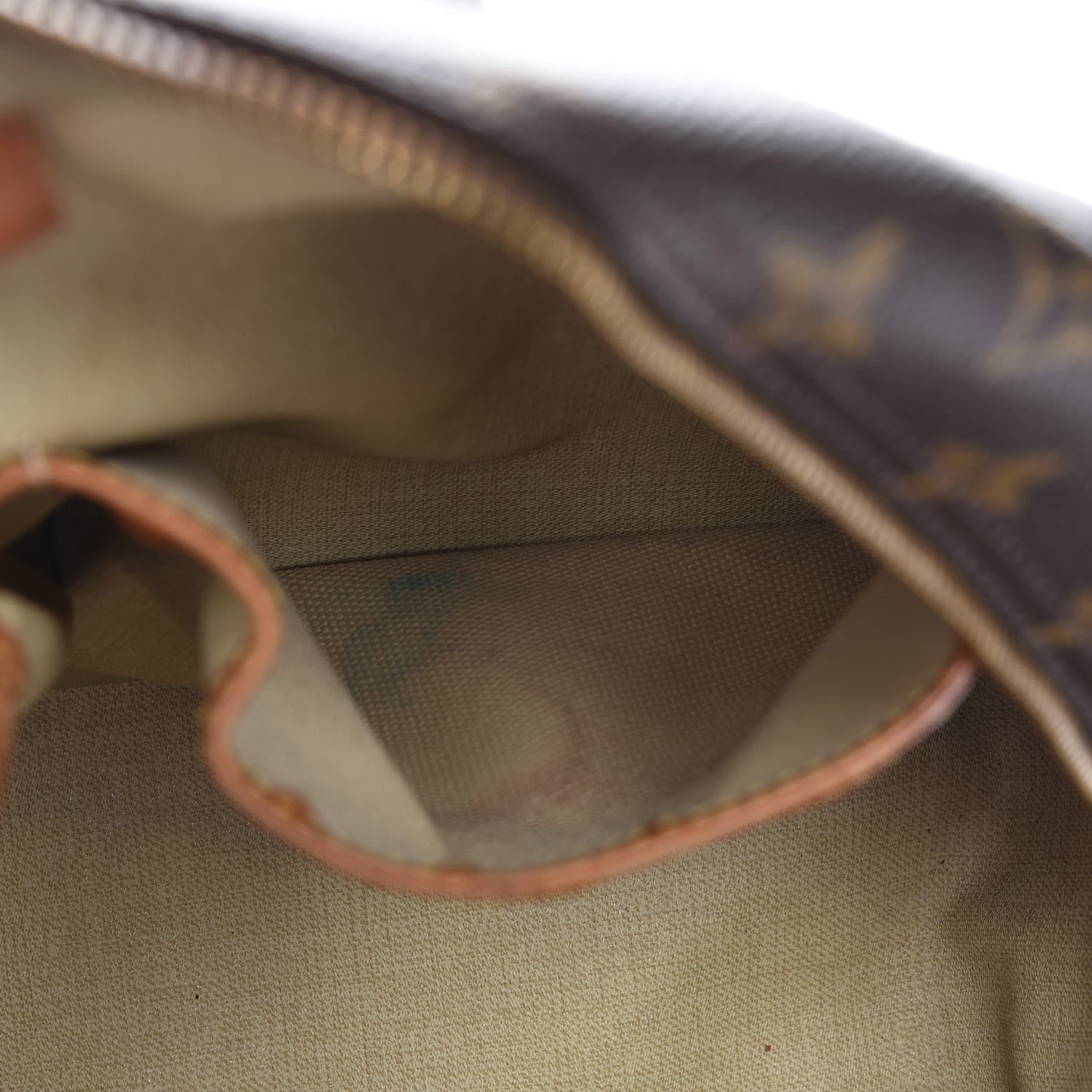 Louis Vuitton Monogram Deauville 7 of 9