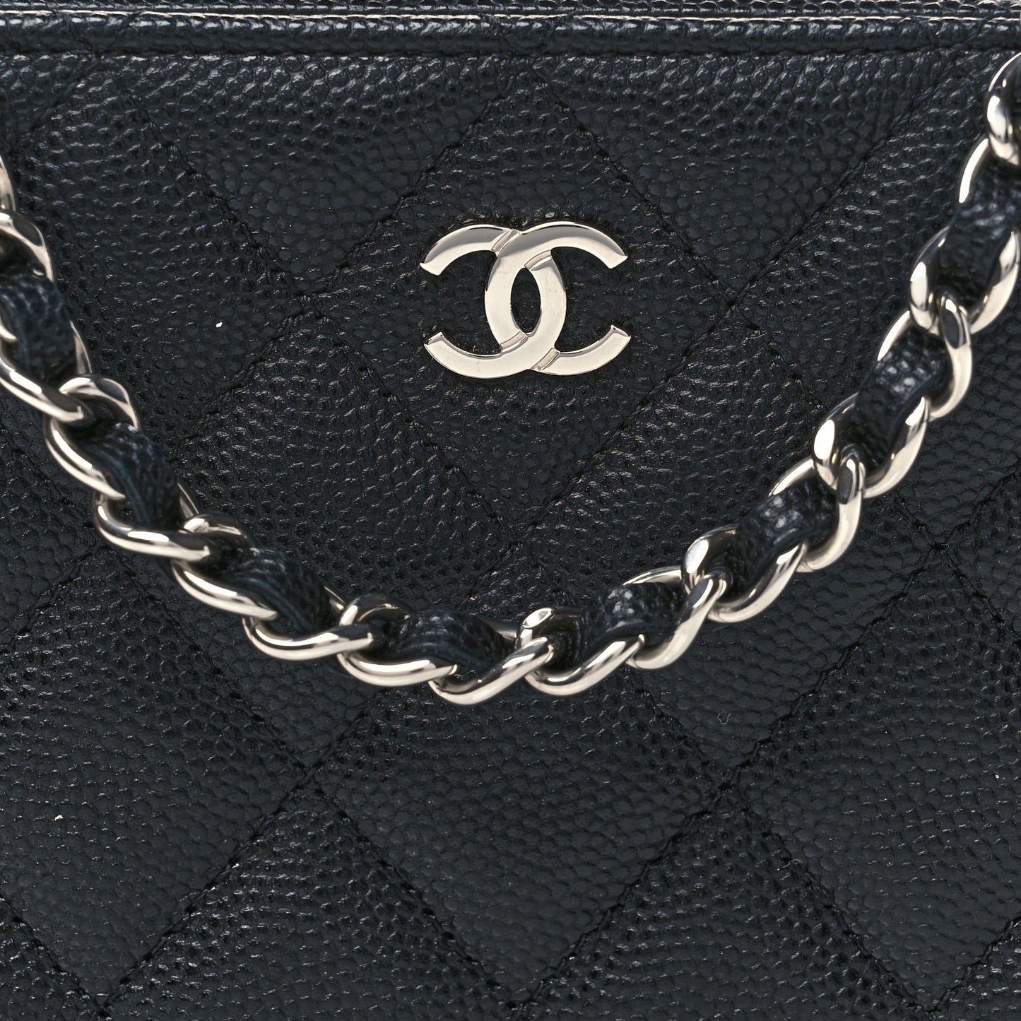 Caviar Quilted Camera Bag Black
