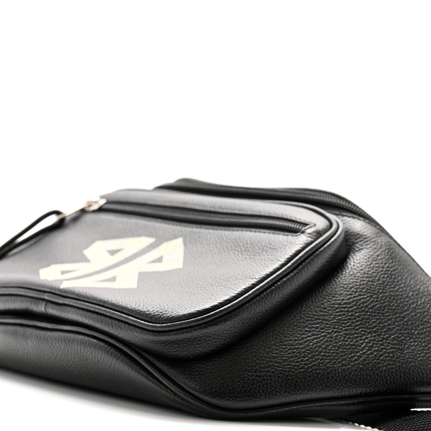 Grained Calfskin Tape Logo Explorer Belt Bag Black White