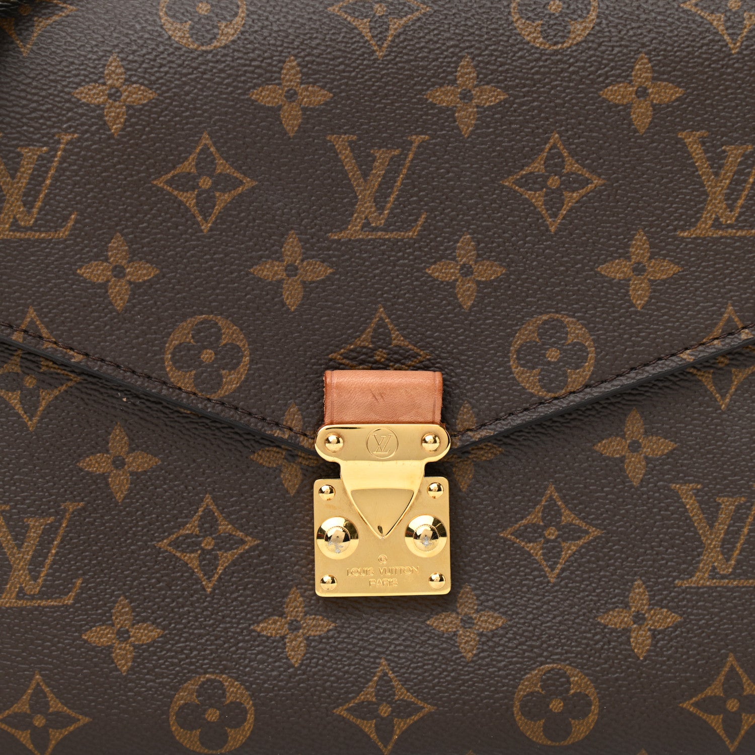 Louis Vuitton Monogram Pochette Metis 7 of 10