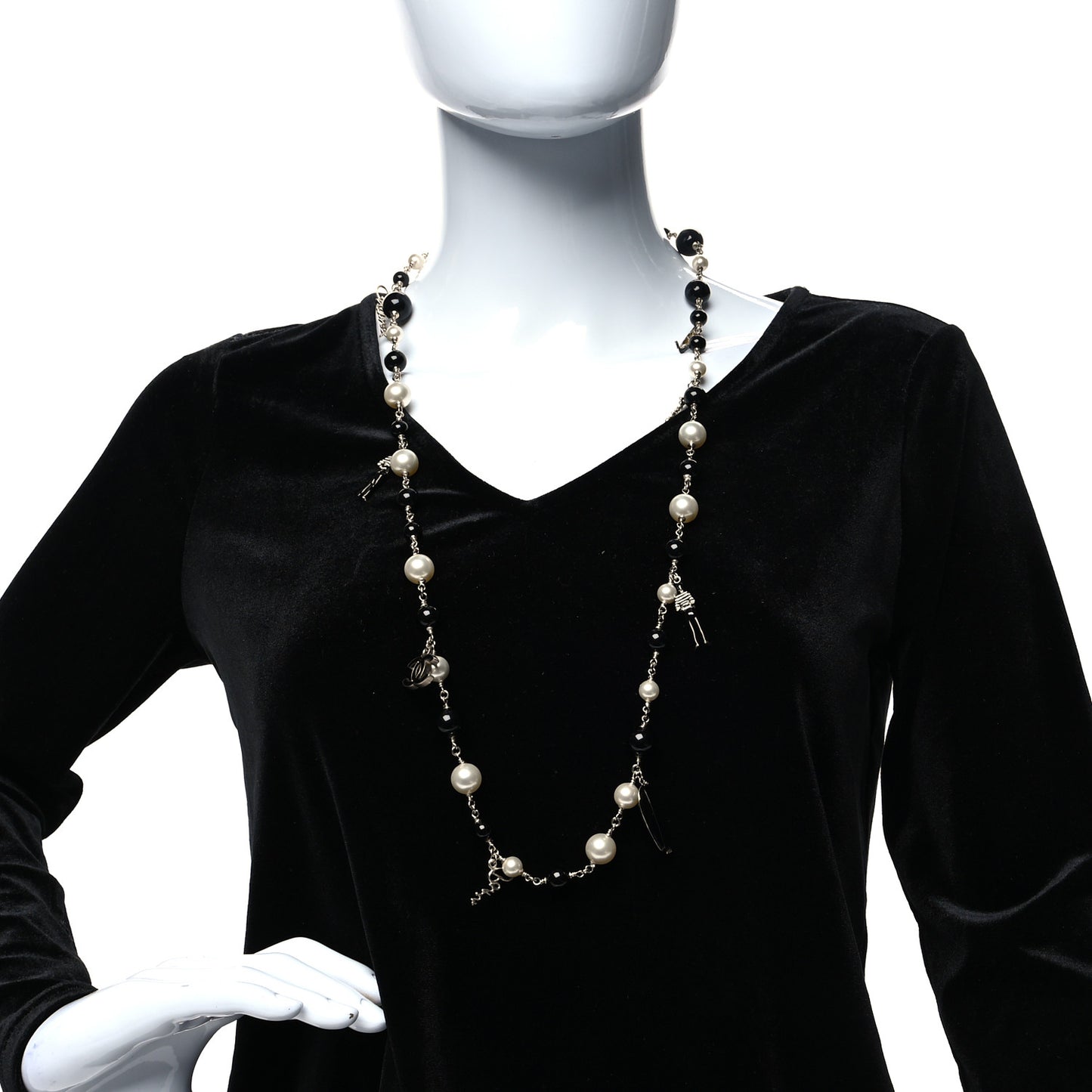 Pearl Bead CC Venice Charm Necklace Black Gold