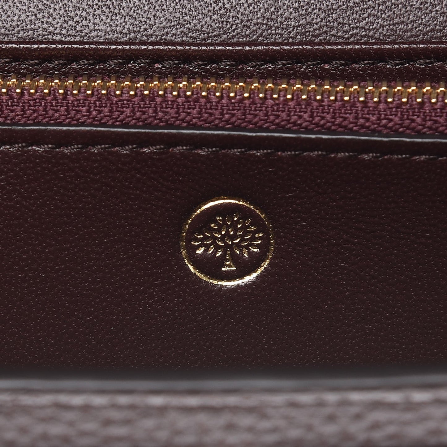 Natural Grain Calfskin Continental Wallet Oxblood
