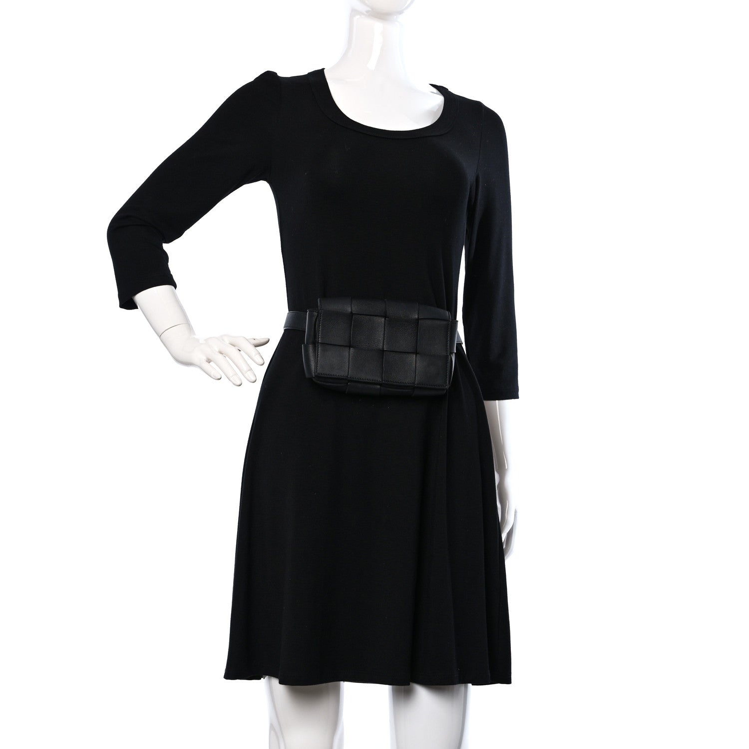 Bottega Veneta Nappa Maxi Intreccio The Belt Cassette Bag Black 2 of 9