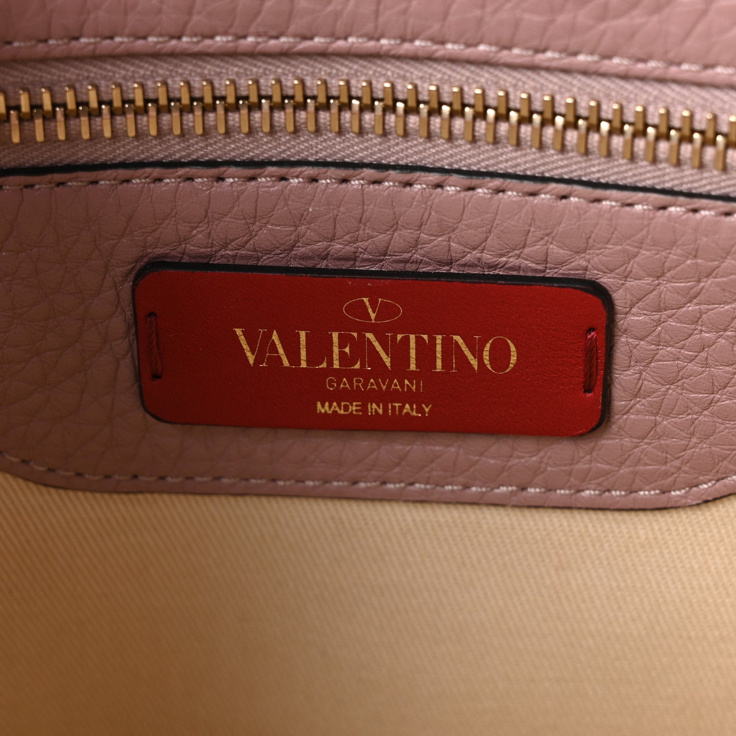 Grained Calfskin Rockstud Flip Lock Tote Lipstick