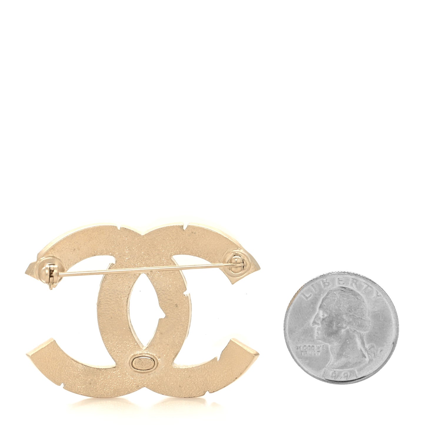 Textured CC Logo Brooch Gold