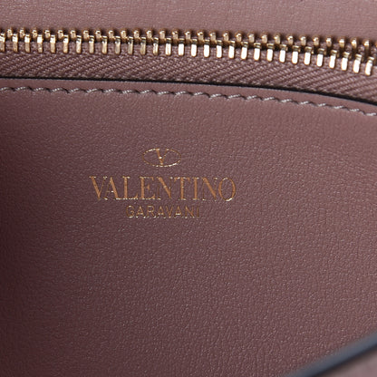 Valentino Garavani Calfskin Rockstud Phone Case With Chain Poudre 7 of 9
