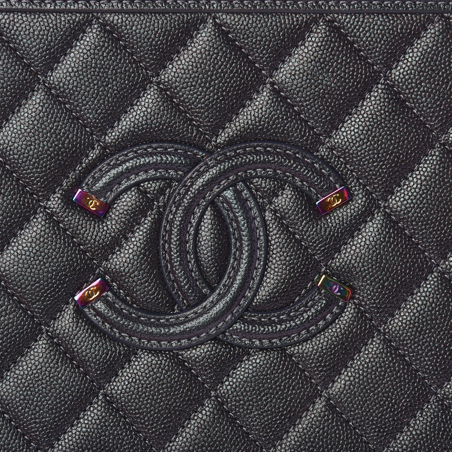 Iridescent Caviar Quilted Medium CC Filigree Vanity Case Dark Turquoise