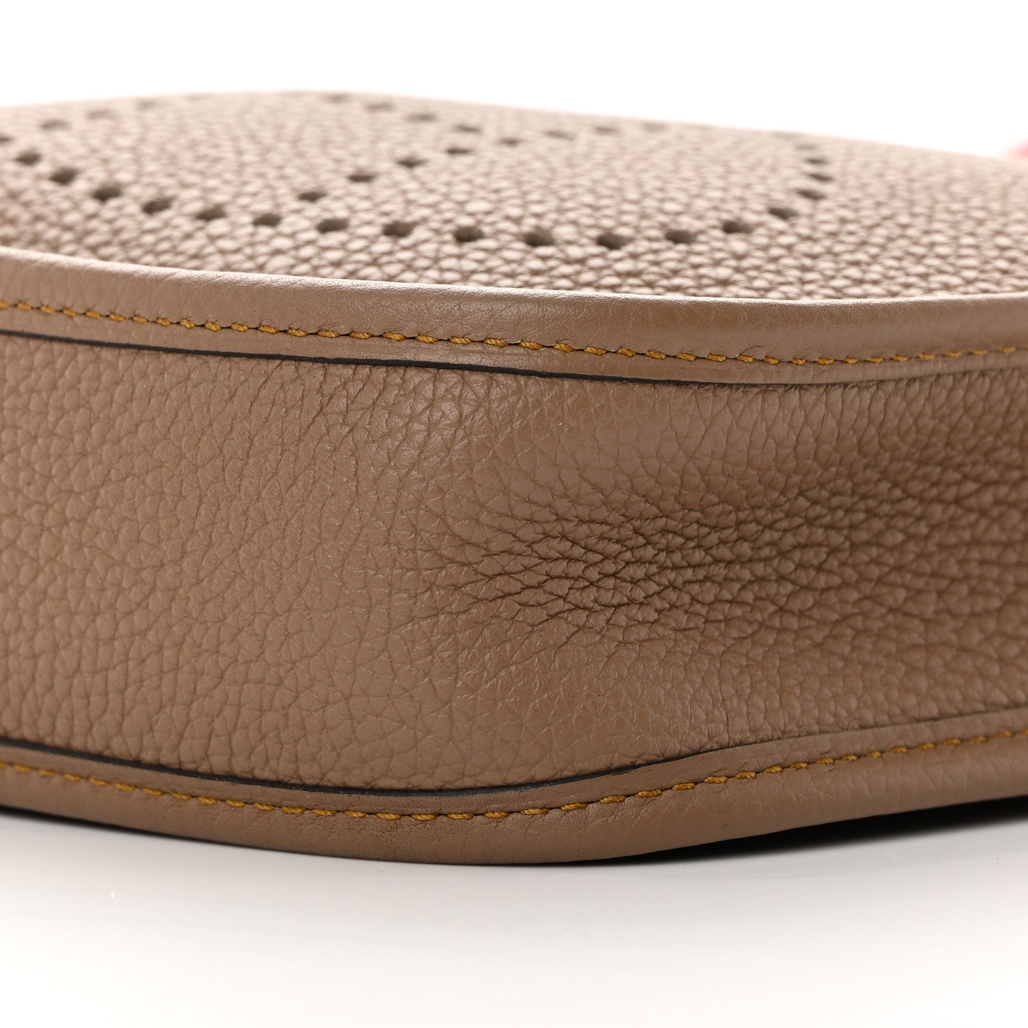 Hermes Taurillon Maurice Zigzag Evelyne TPM Beige Weimar 10 of 11