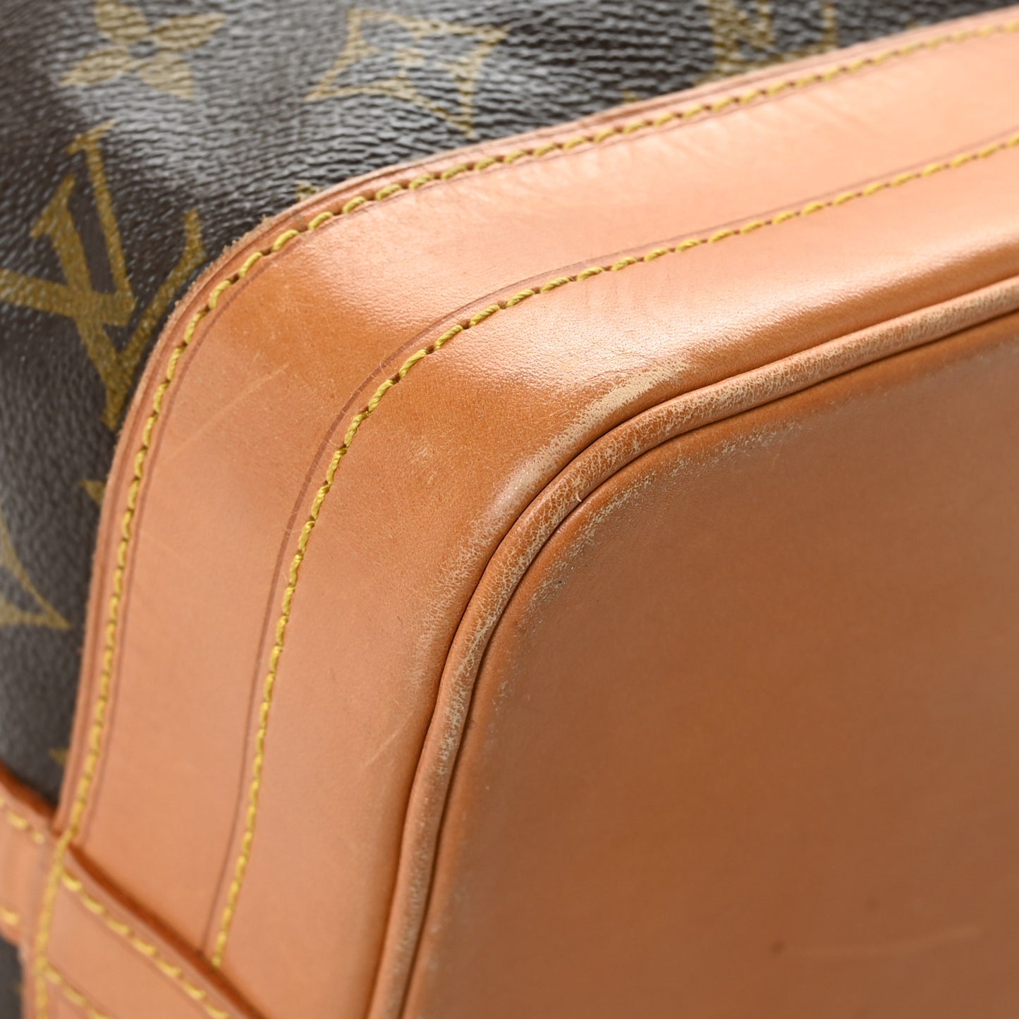Monogram Noe