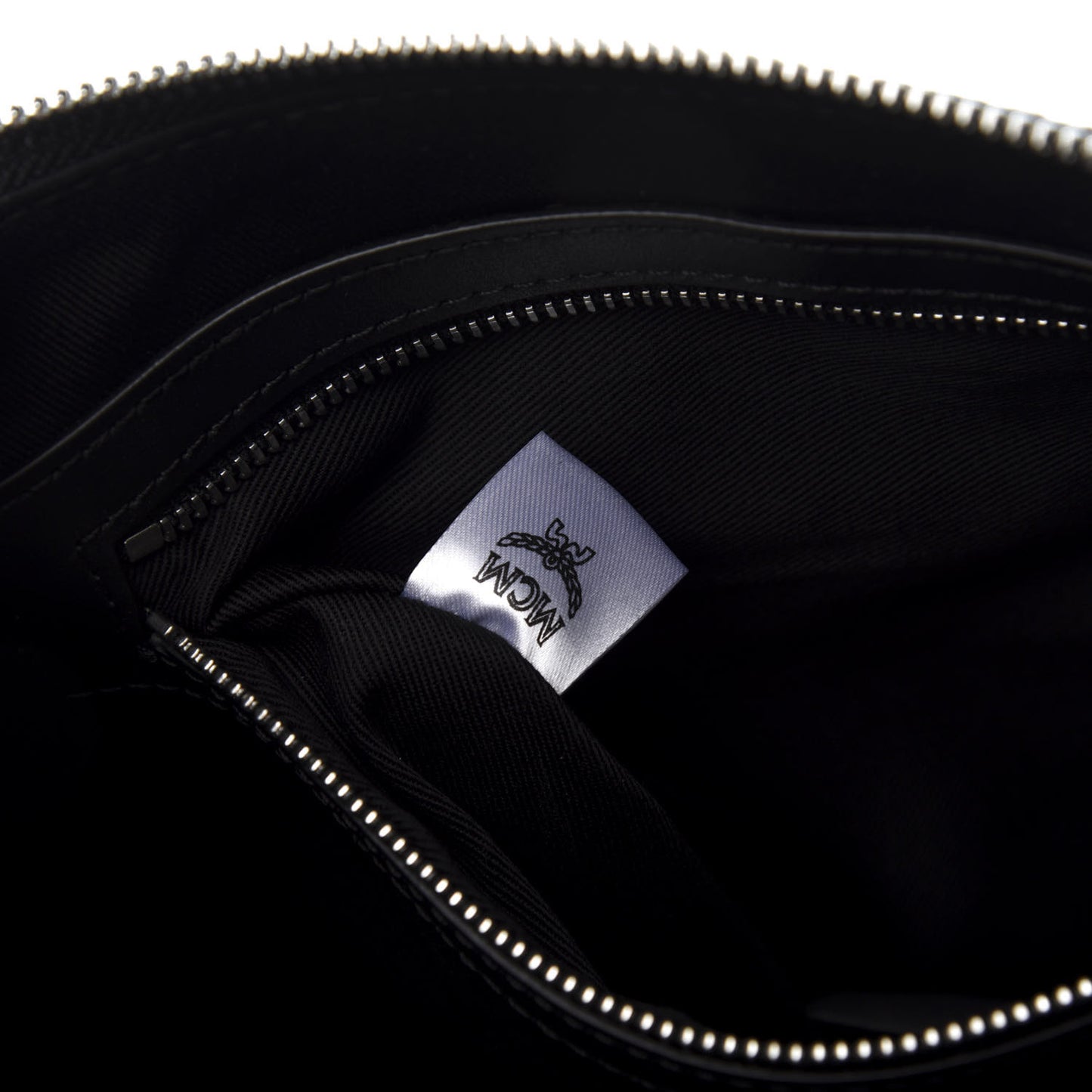 Visetos Medium Crossbody Pouch Black