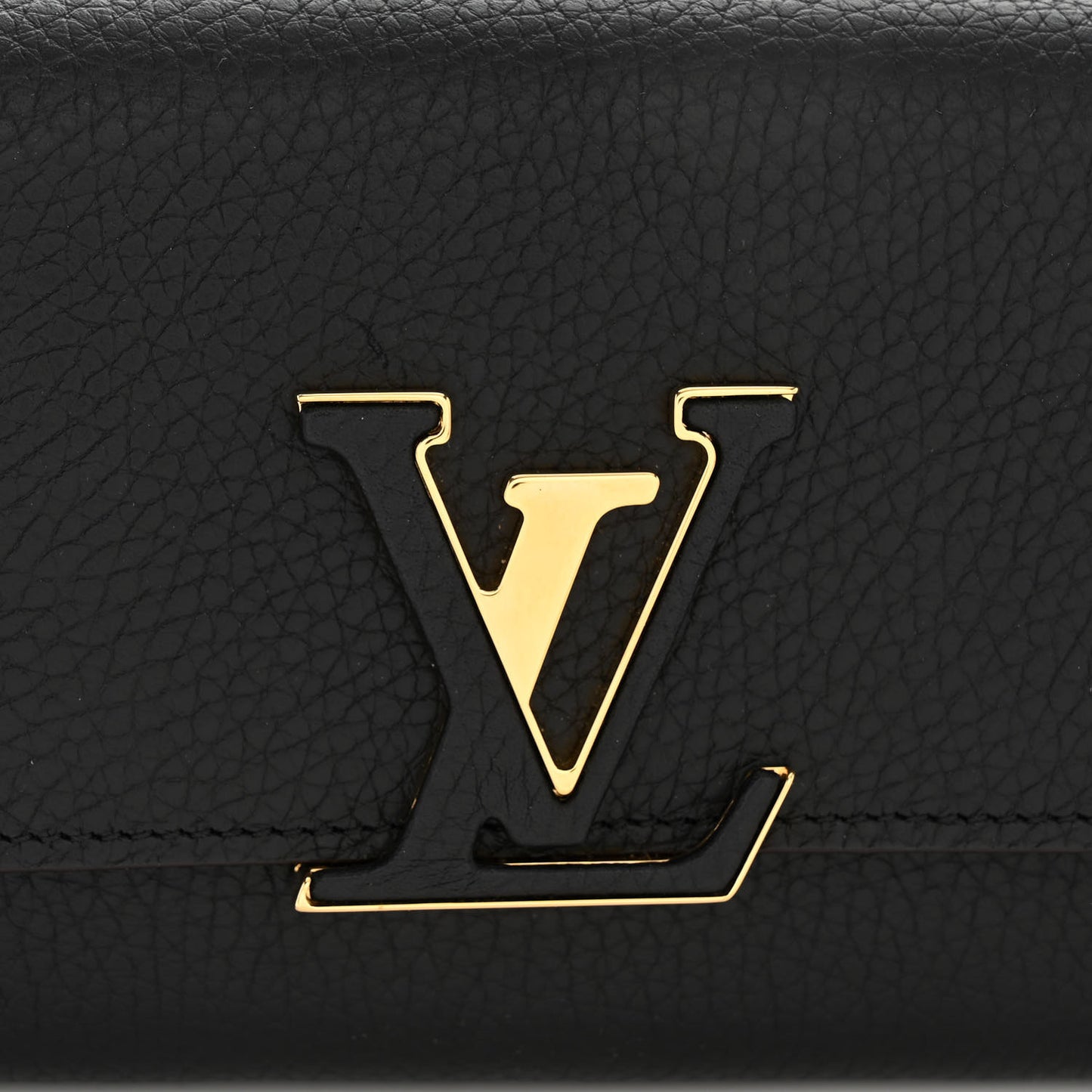 LOUIS VUITTON Taurillon Capucines Wallet Black