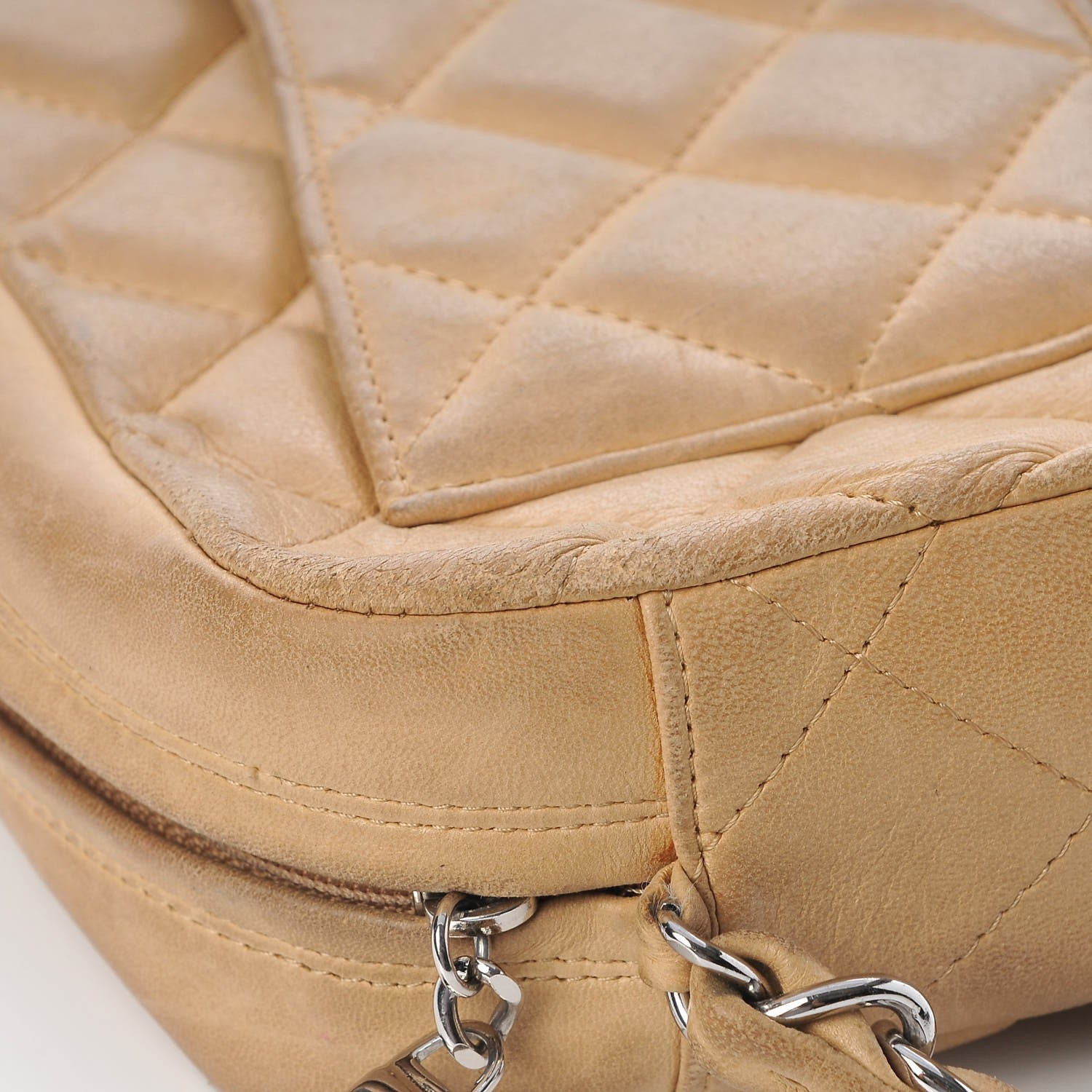 Chanel Lambskin Camera Case Beige Clair 14 of 15