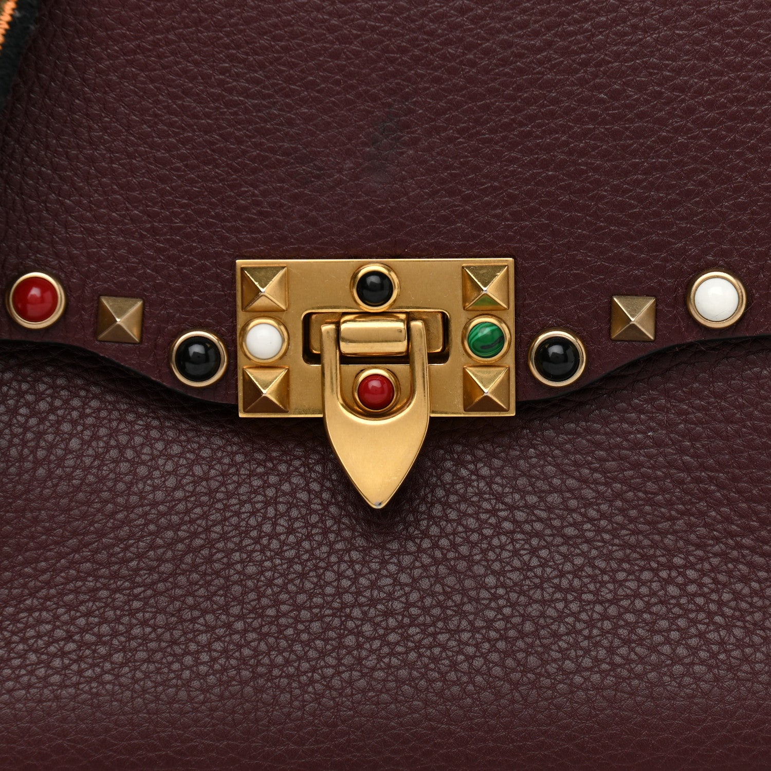 Valentino Garavani Calfskin Enchanted Wonderland Medium Guitar Strap Rockstud Rolling Flap Saddle Bag Rubin 8 of 15