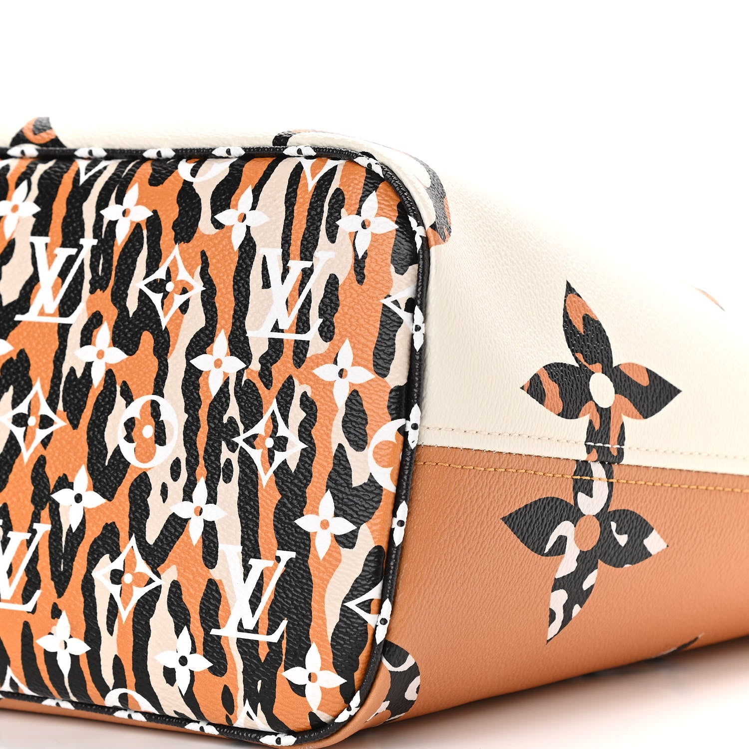 Louis Vuitton Monogram Giant Jungle Neverfull MM Ivory 11 of 12