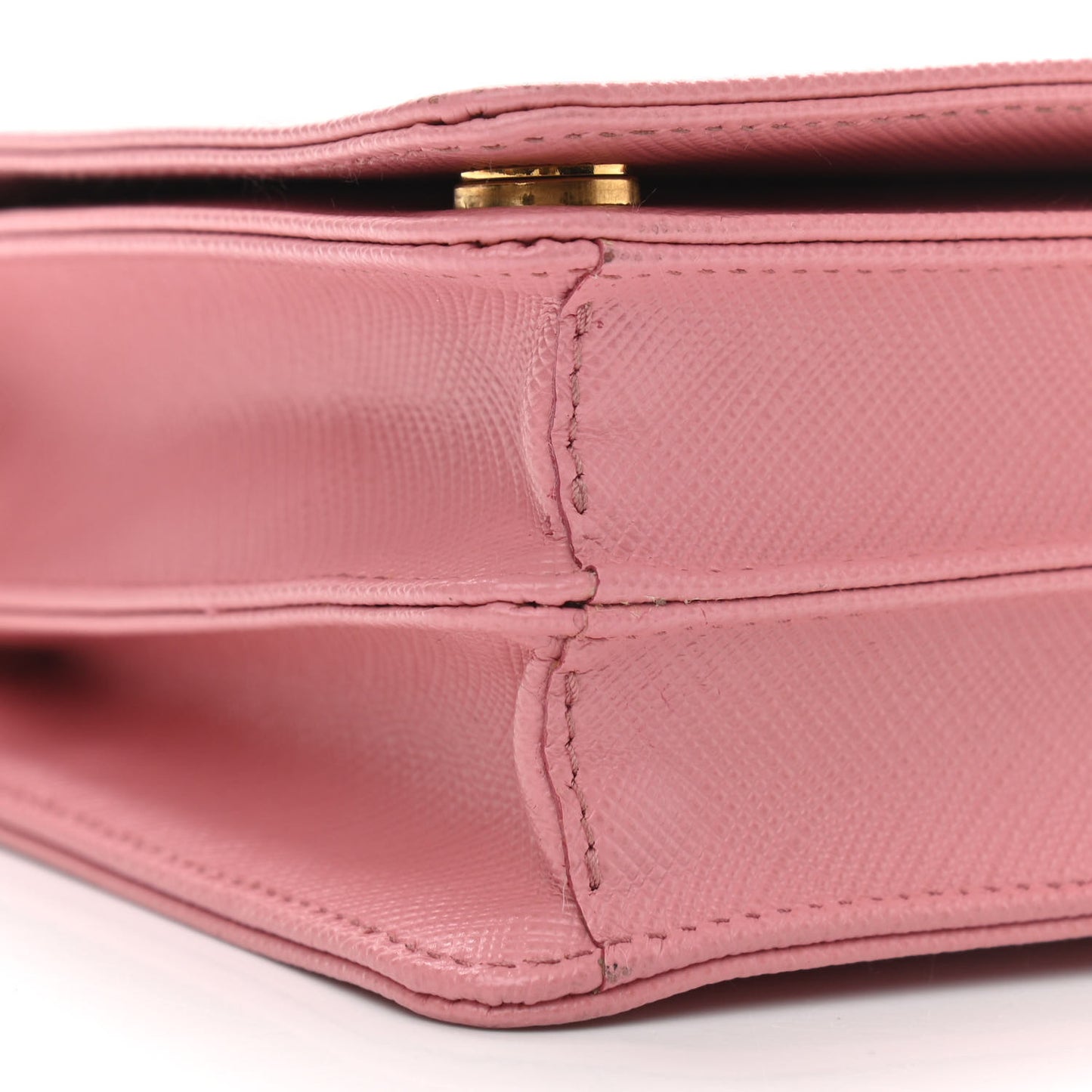 Saffiano Lux Chain Wallet Petalo