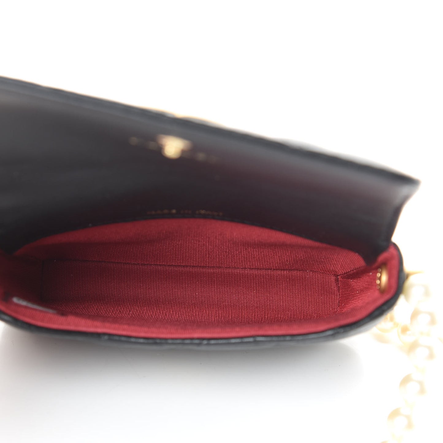 Calfskin Quilted About Pearls Card Holder Flap With Chain Black