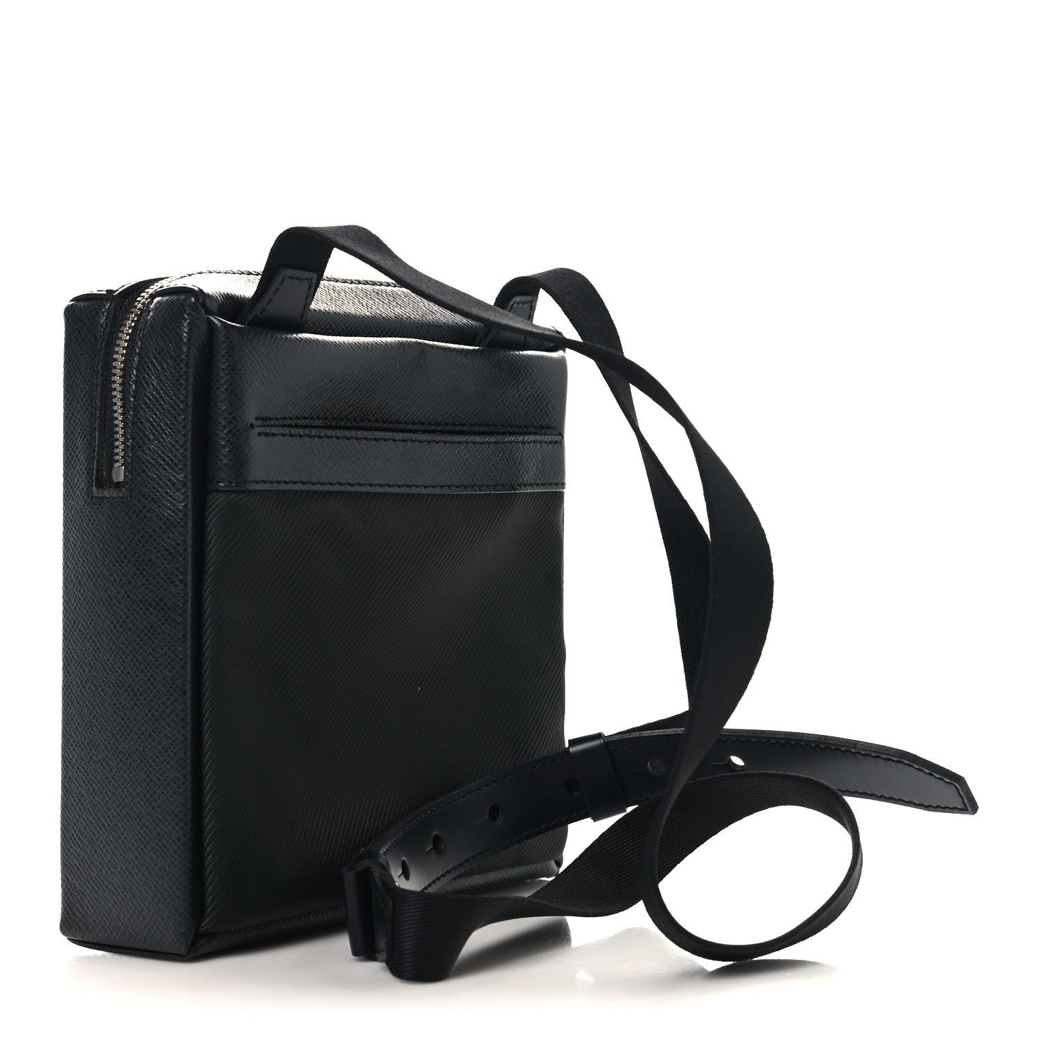 Louis Vuitton Taiga Sayan Slate 3 of 9