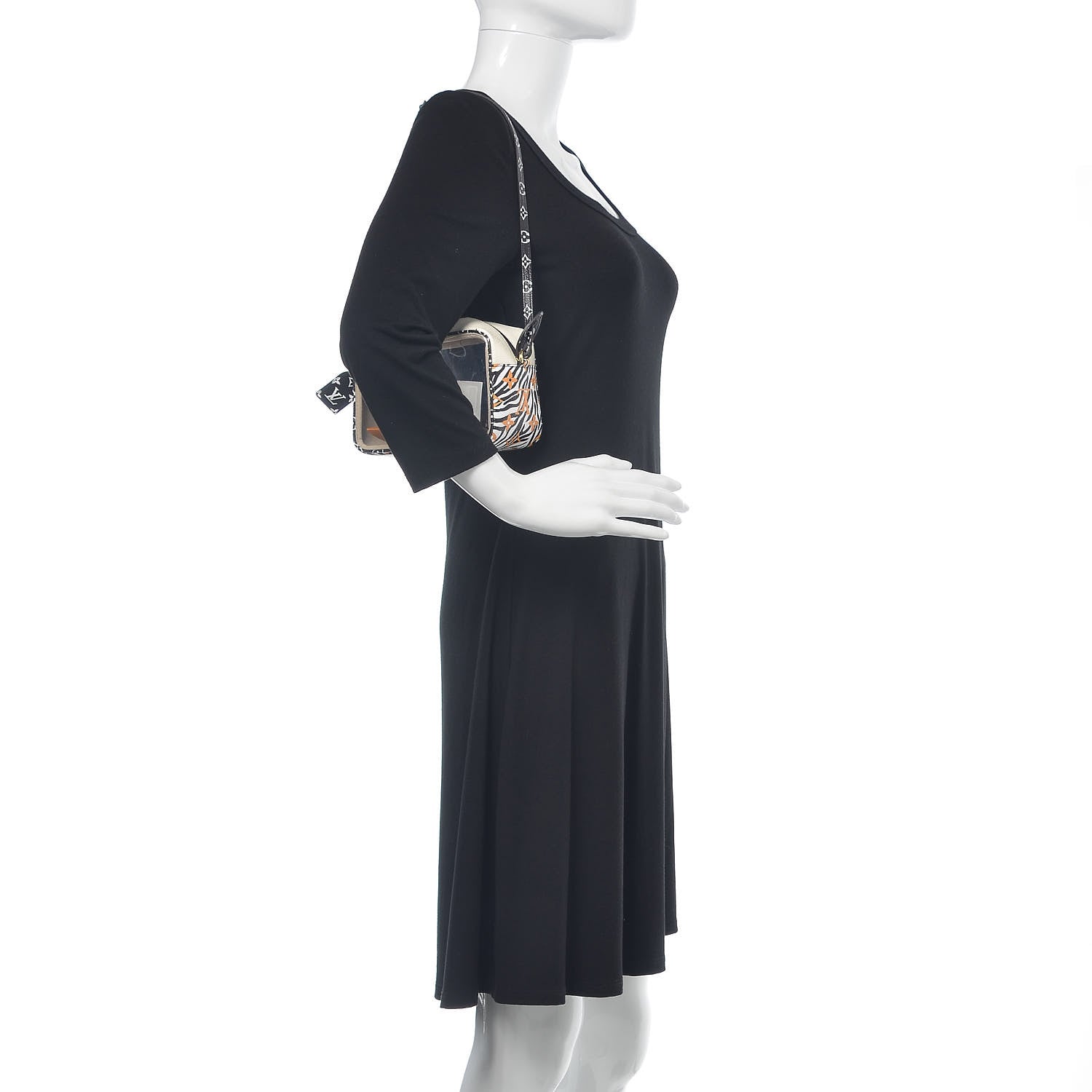 Louis Vuitton Monogram Giant Jungle Beach Pouch Ivory 2 of 10