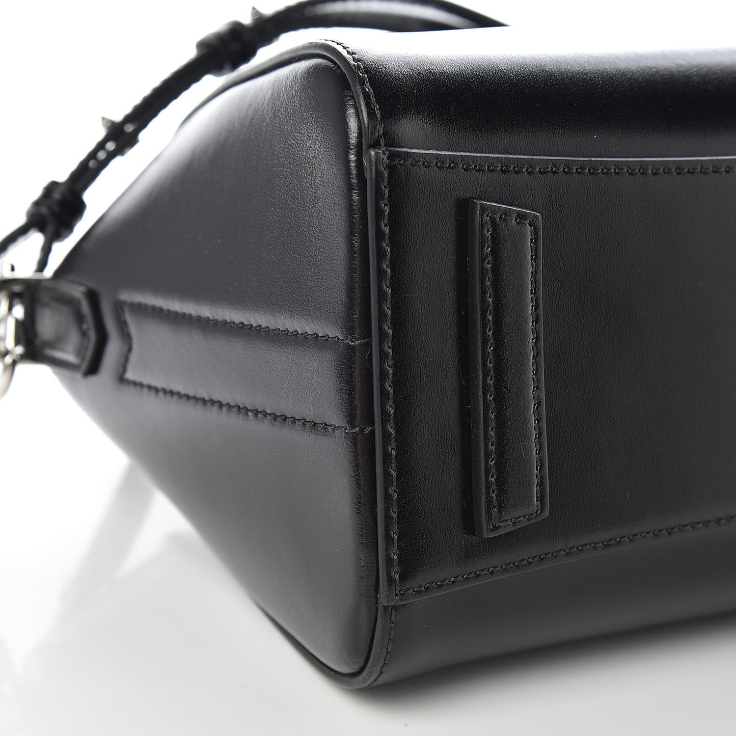 Shiny Lord Calfskin Mini Antigona Black