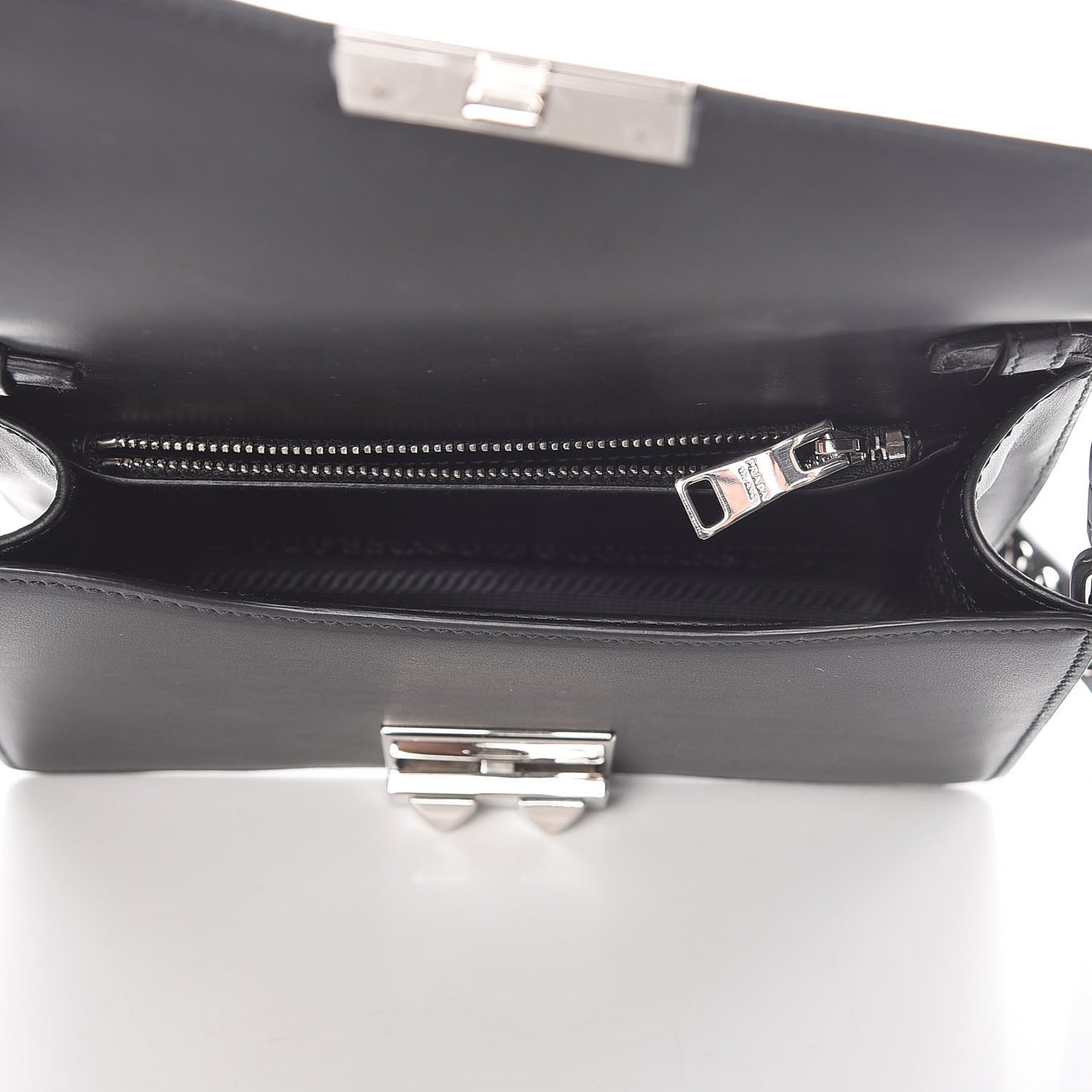 City Calfskin Saffiano Racing Logo Elektra Shoulder Bag Fuxia Black