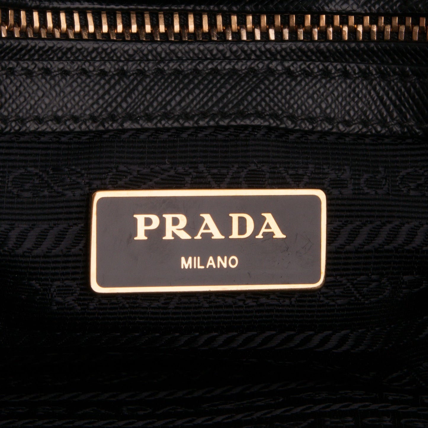 Saffiano Lux Medium Tote Nero Black