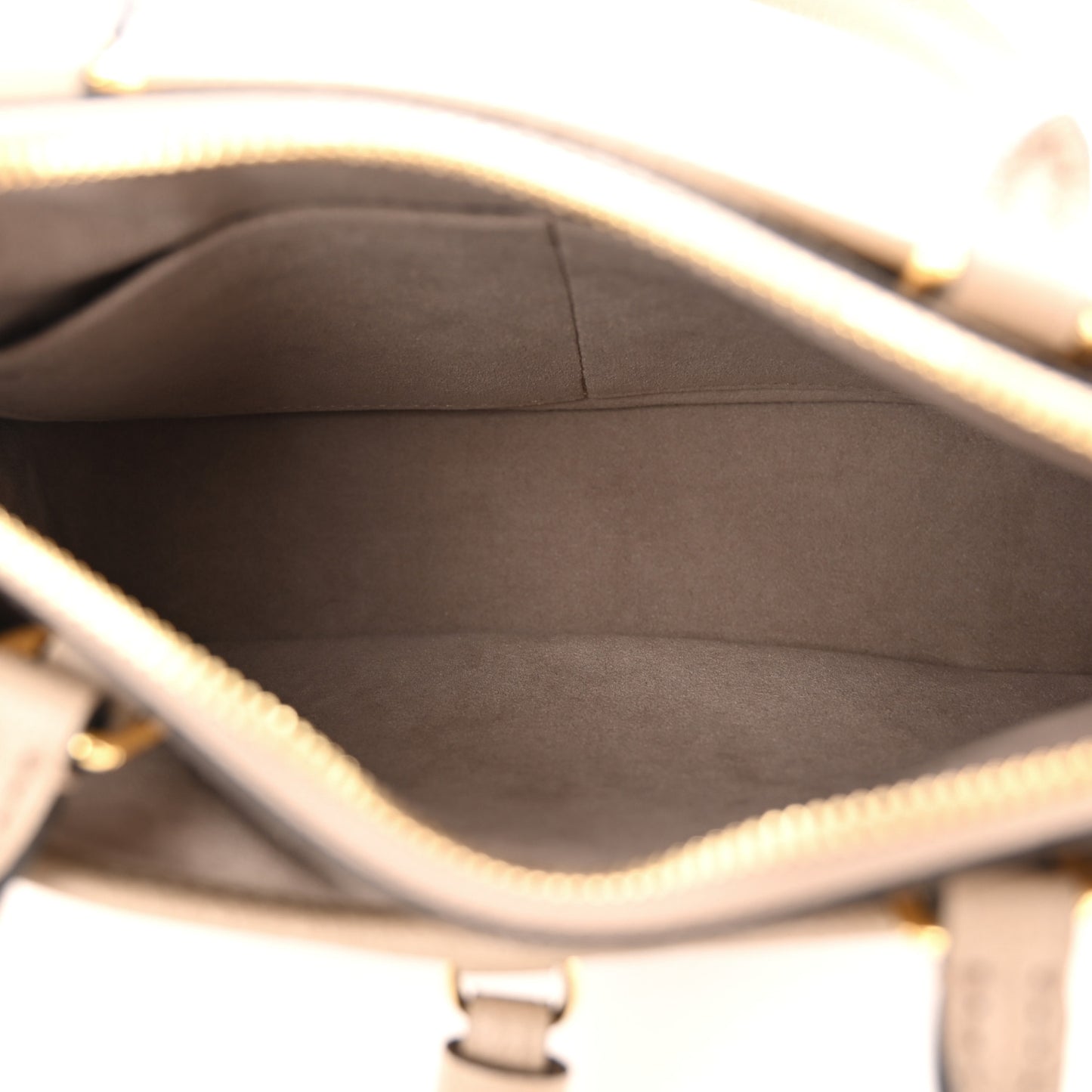 Empreinte Monogram Giant Trianon PM Tourterelle Creme