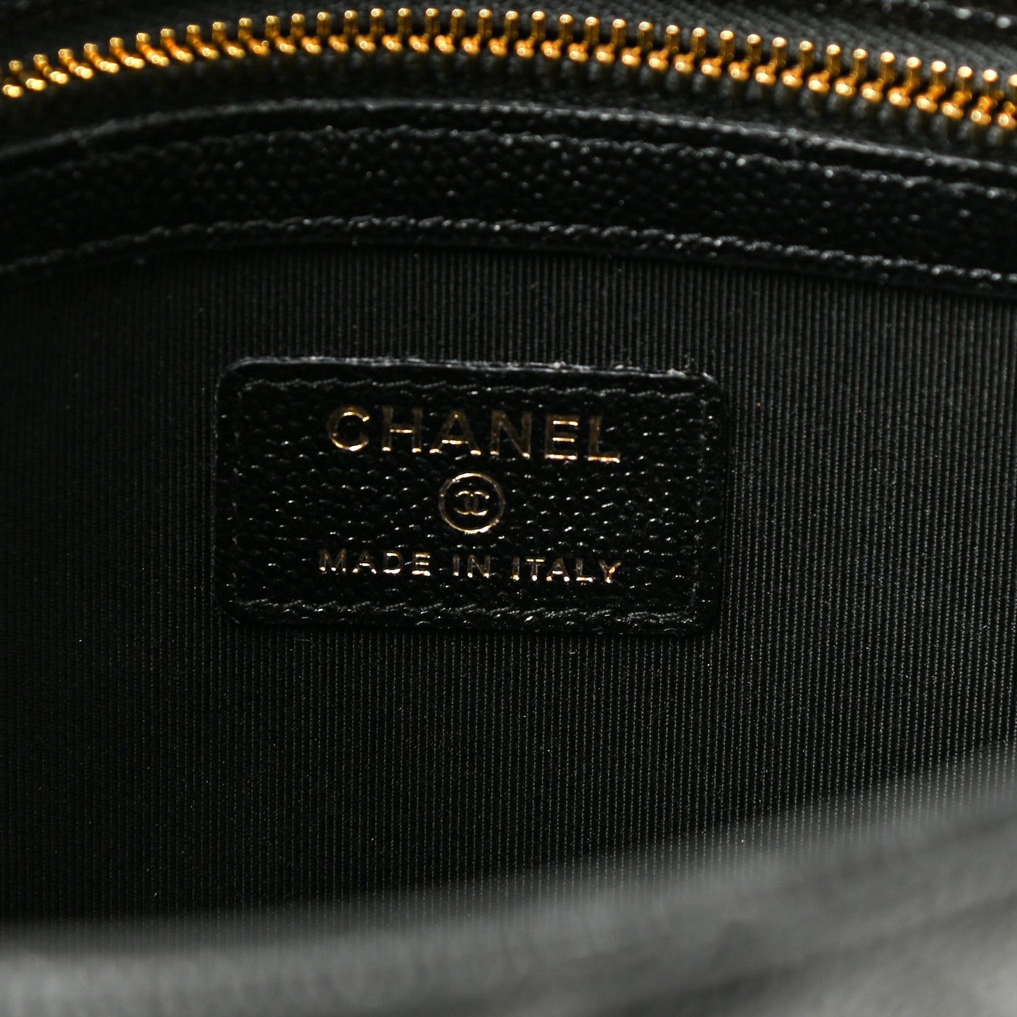 Caviar Quilted Medium Golden Class Pouch Black