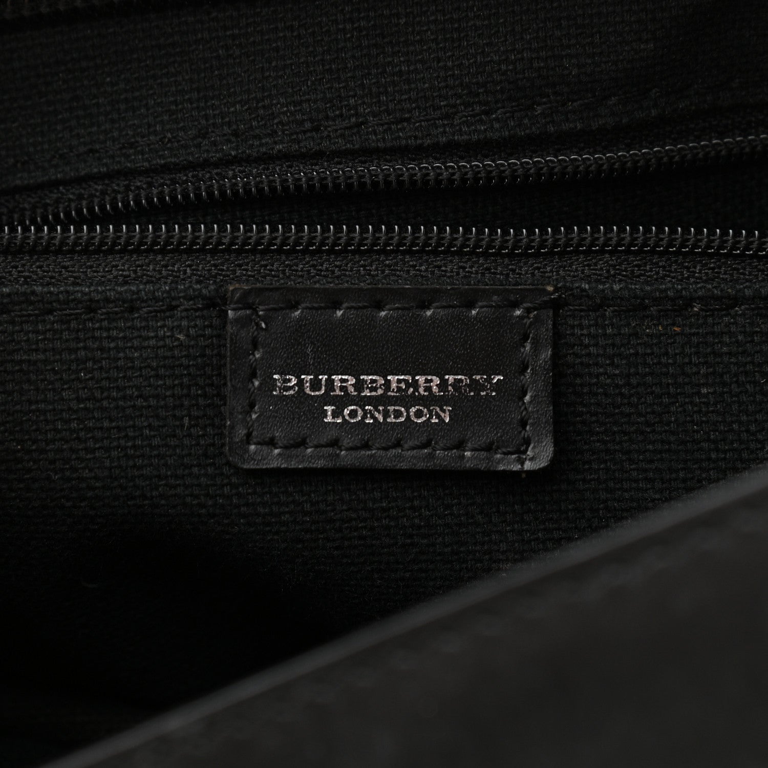 Burberry House Check Large Pochette Black 5 of 11