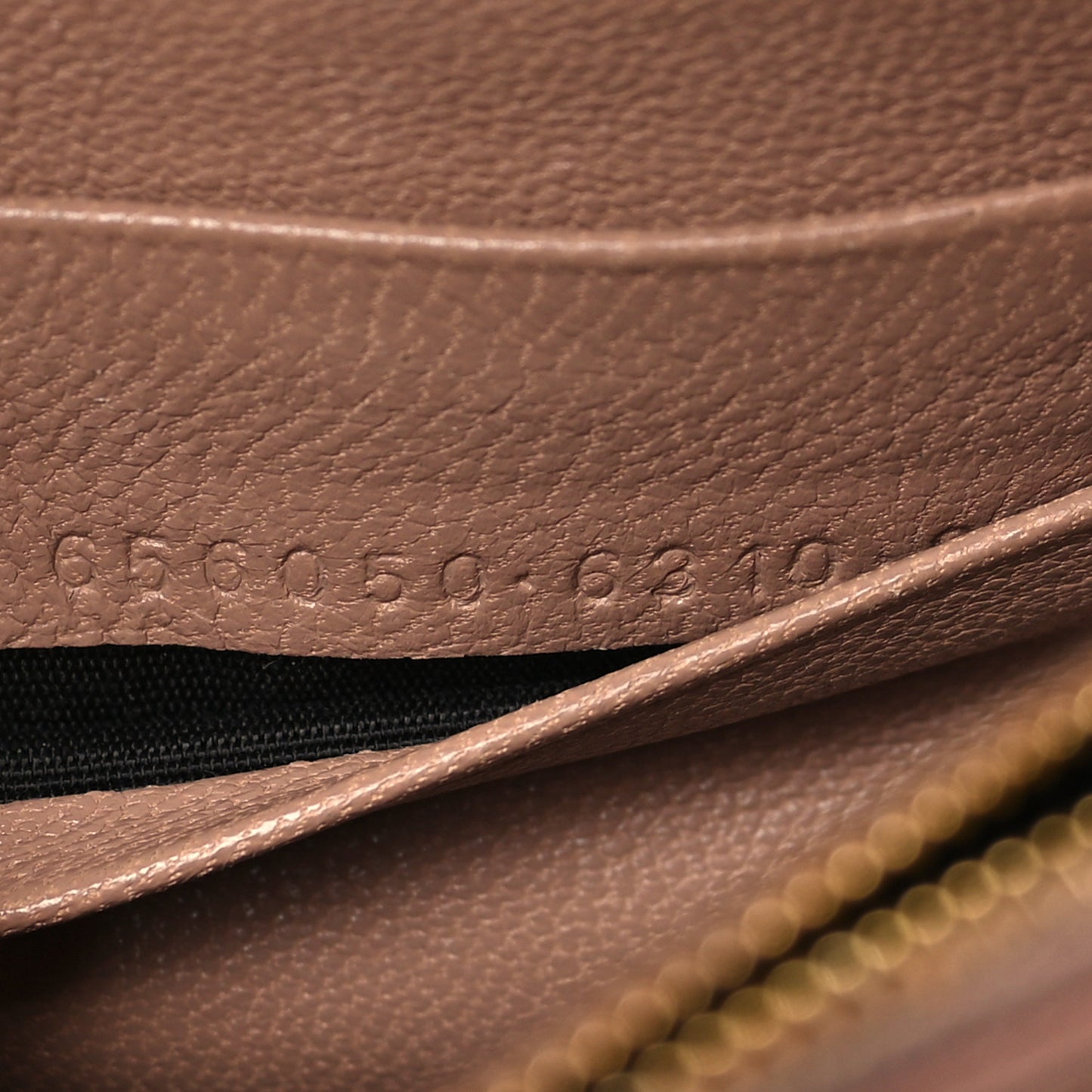 Shiny Calfskin Crocodile Embossed Hourglass Chain Bag Nude Beige