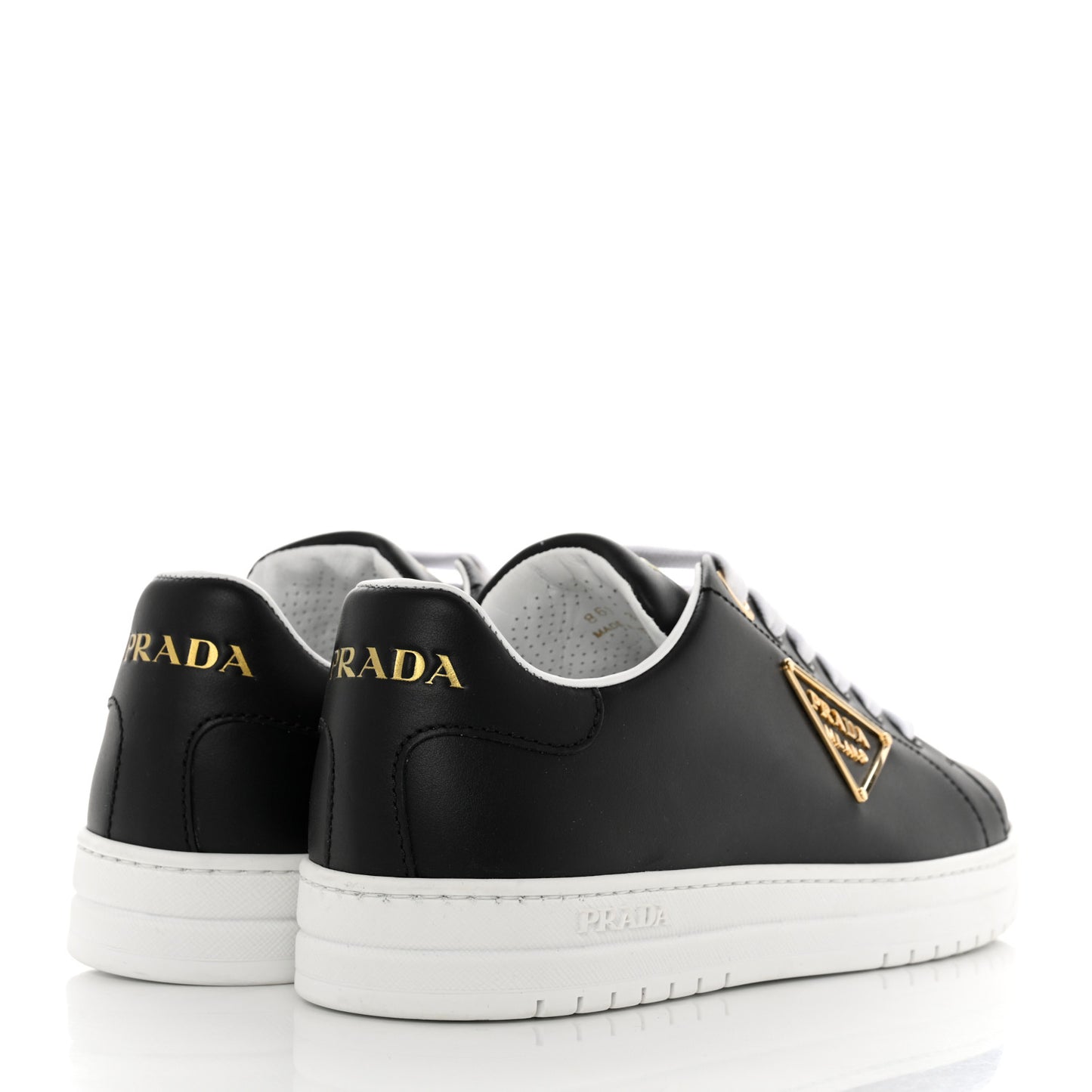 Vitello Soft Metal Triangle Logo Womens Edge Low Top 30mm Sneakers 38 Black White