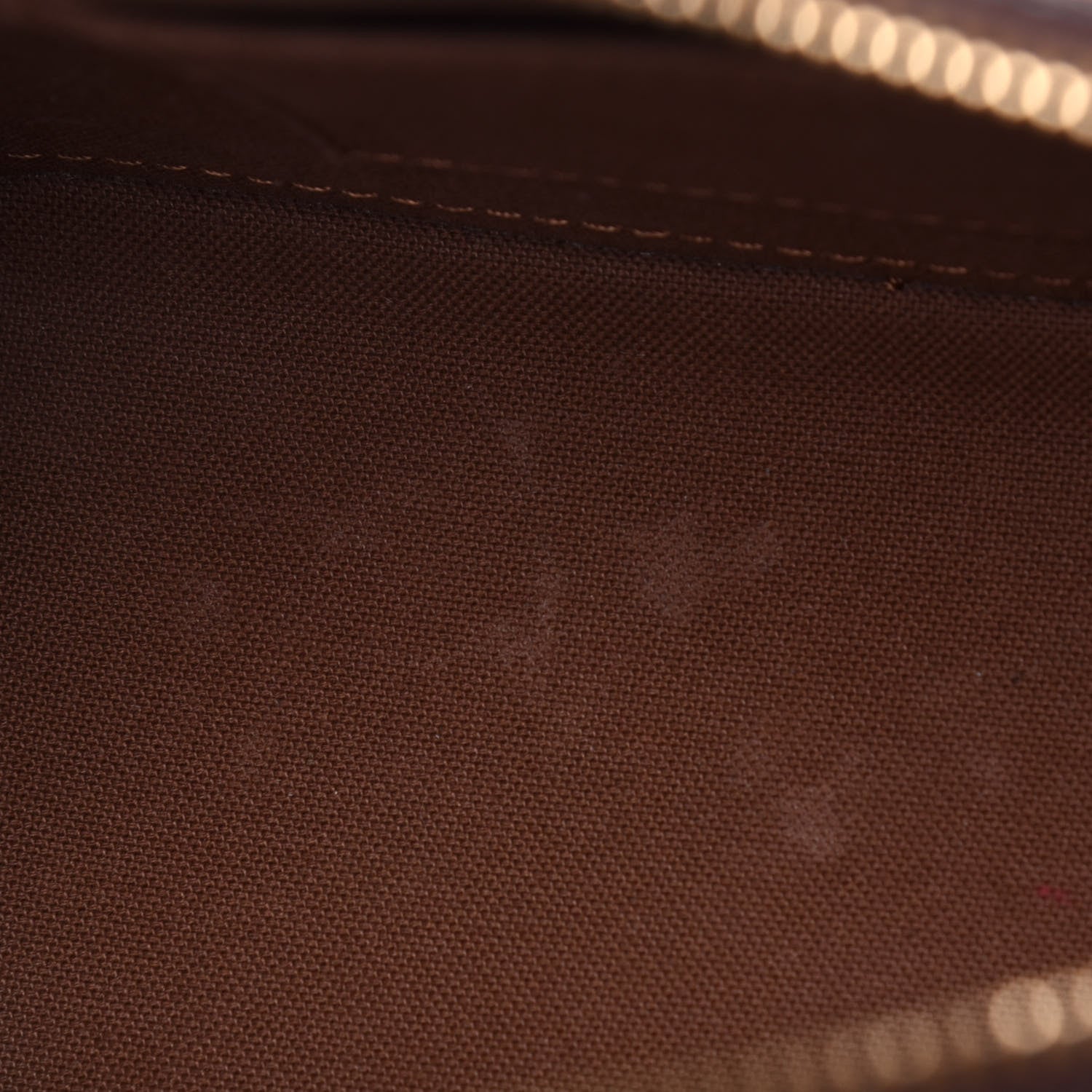 Louis Vuitton Monogram Alma BB 9 of 33