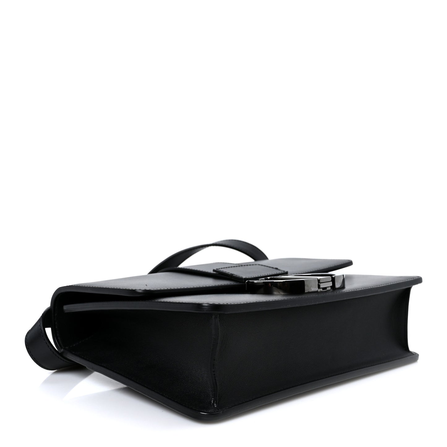 Box Calfskin 30 Montaigne Flap Bag Black
