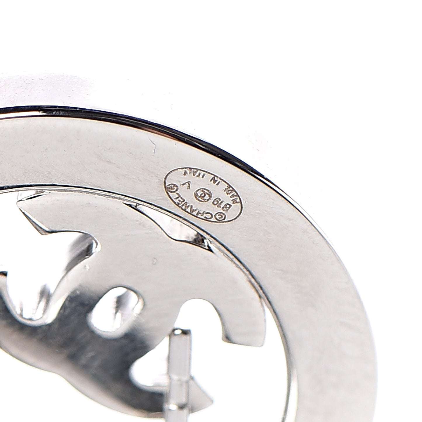 Crystal CC Round Earrings Silver
